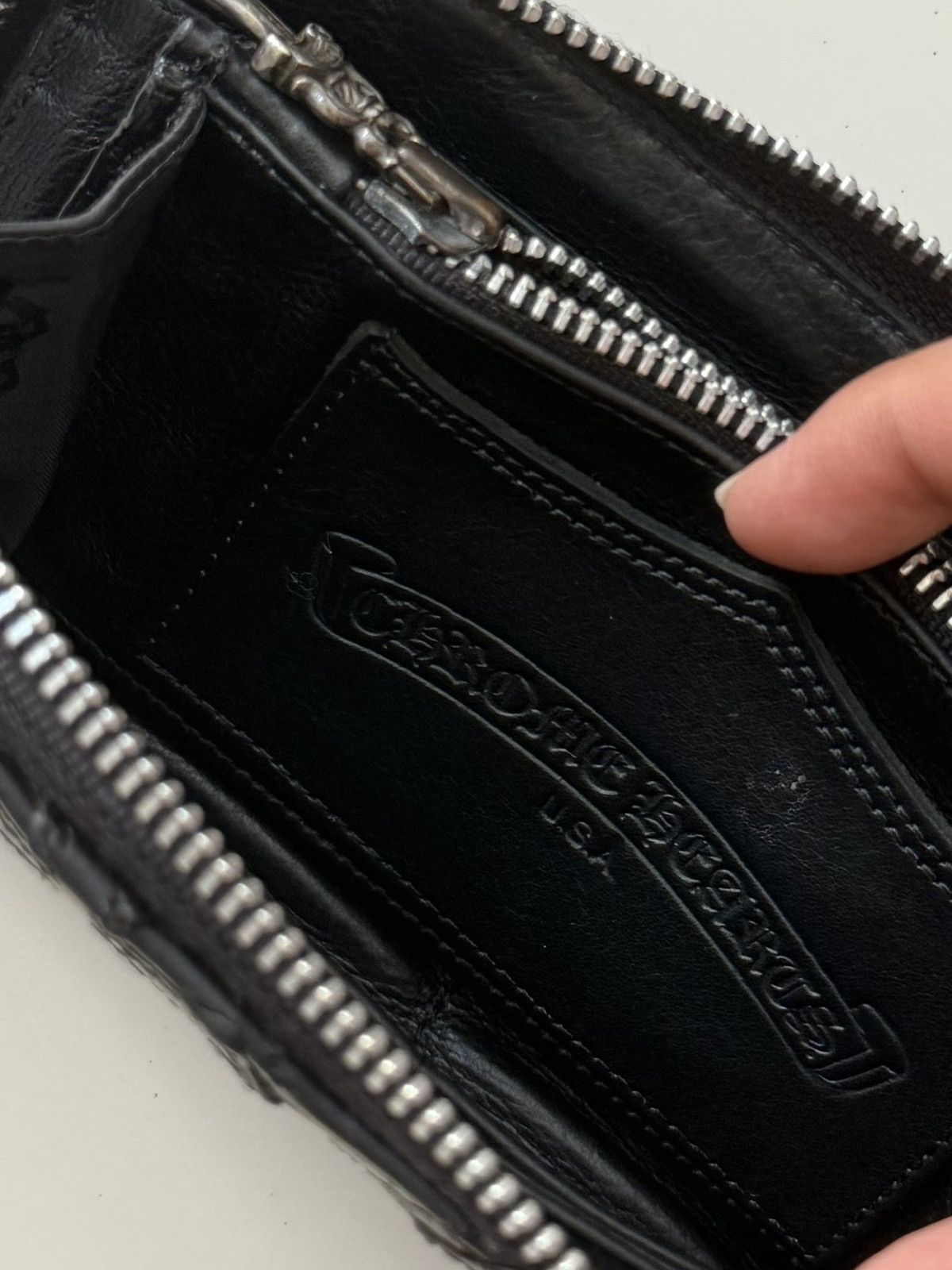Chrome Hearts Chrome Hearts Cemetery Black Leather Cross Patch Zip Wallet Size ONE SIZE - 4 Thumbnail