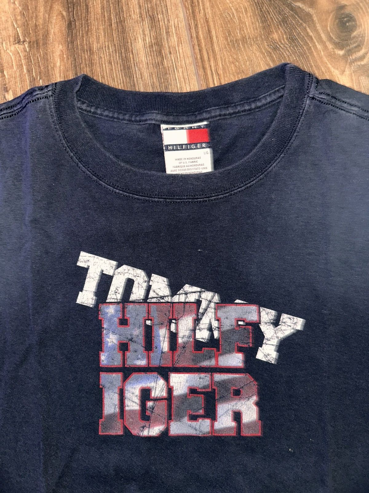 Tommy Hilfiger Vintage Tommy Hilfiger Tee Size US L / EU 52-54 / 3 - 2 Thumbnail