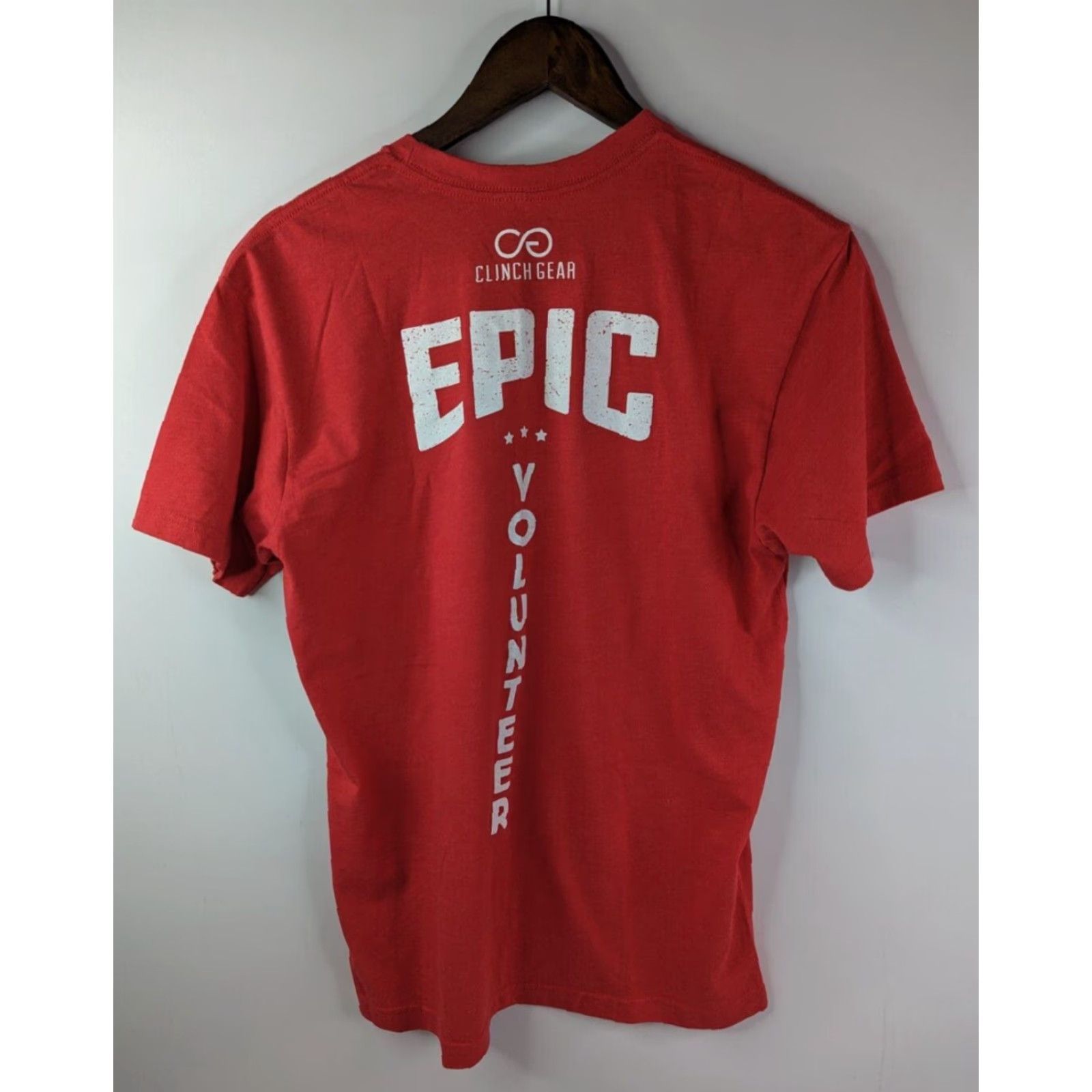 Vintage Clinch Gear T-Shirt Mens Size Medium Red Short Sleeve Crew Neck Graphic Epic Series Size US M / EU 48-50 / 2 - 4 Thumbnail