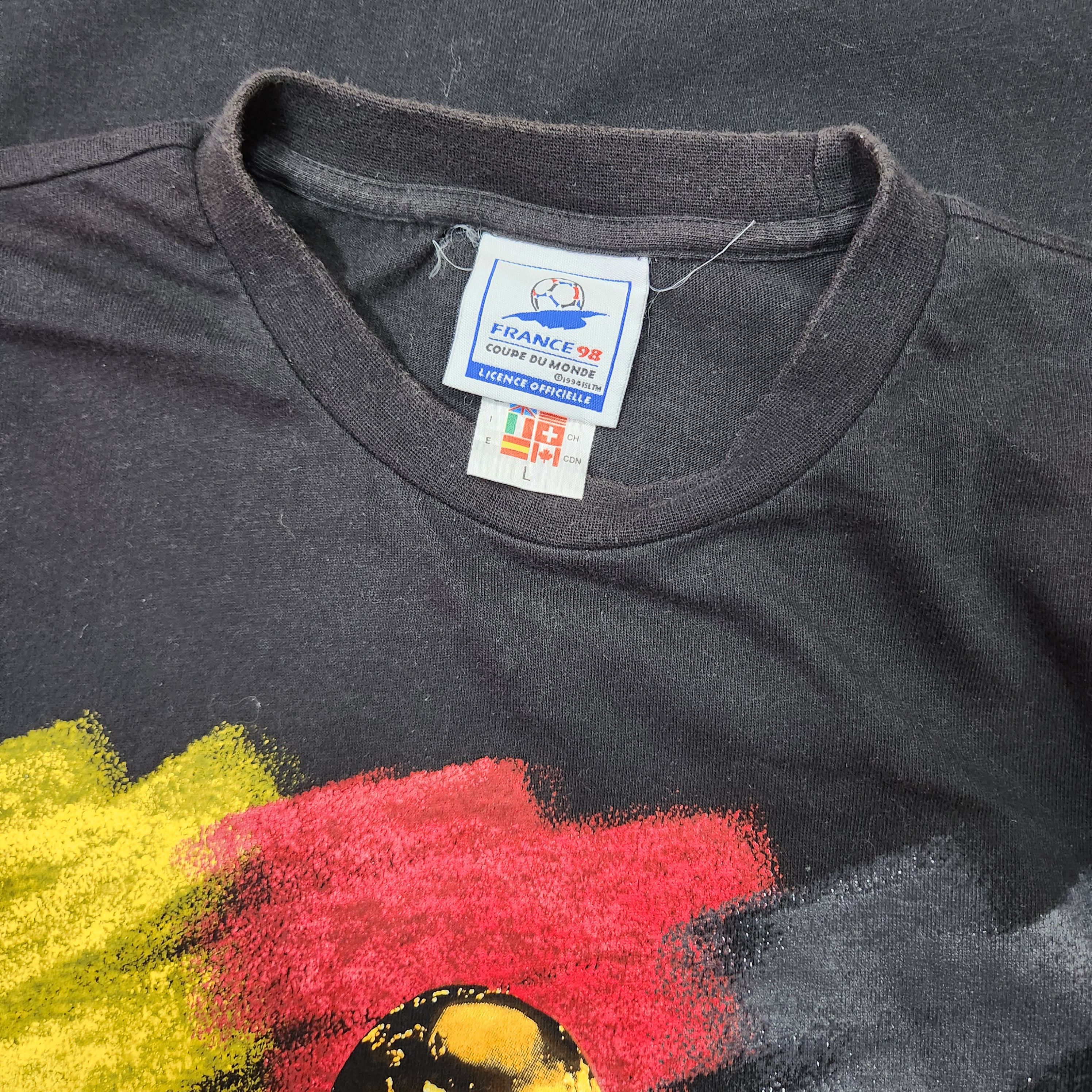 Adidas Vintage FIFA World Cup France 98 Adidas TShirt Size US L / EU 52-54 / 3 - 14 Thumbnail