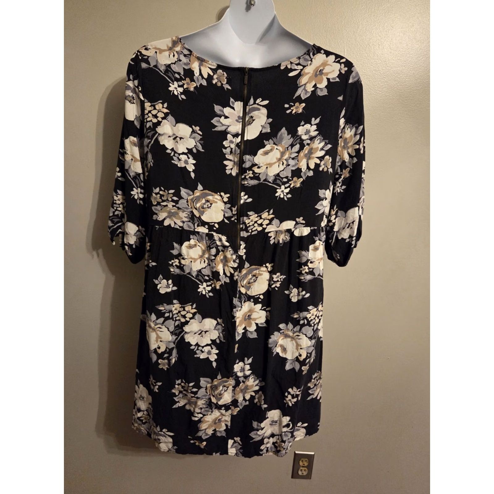 Old Navy Old Navy Gray Floral Print Mini Shift Dress 3X Plus Size XXL / US 16-18 / IT 52-54 - 5 Thumbnail