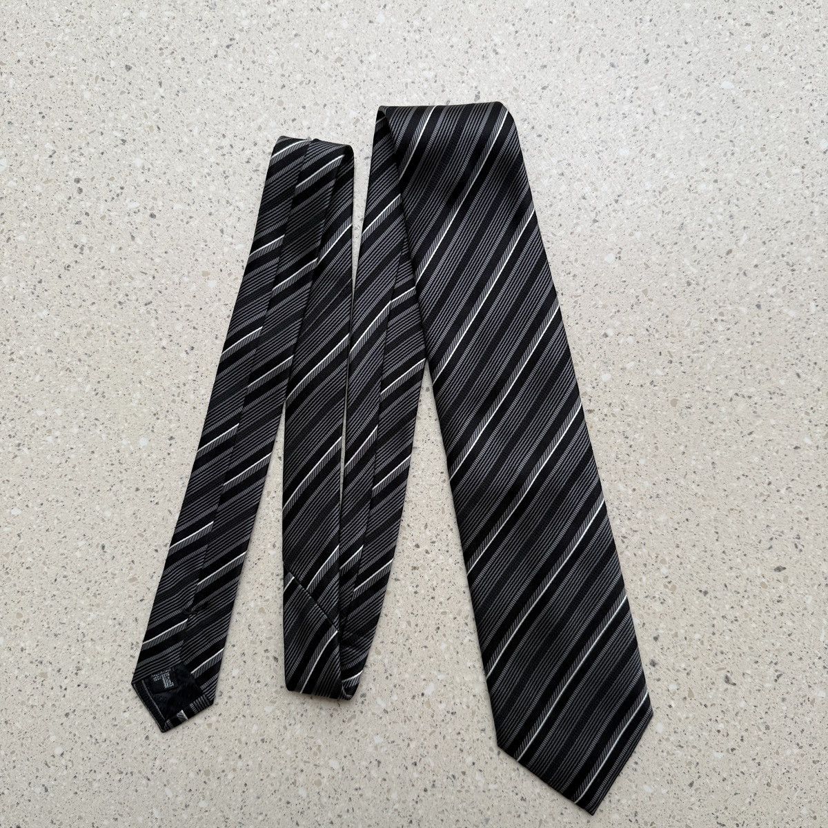Giorgio Armani Giorgio Armani Tie Size ONE SIZE - 1 Thumbnail