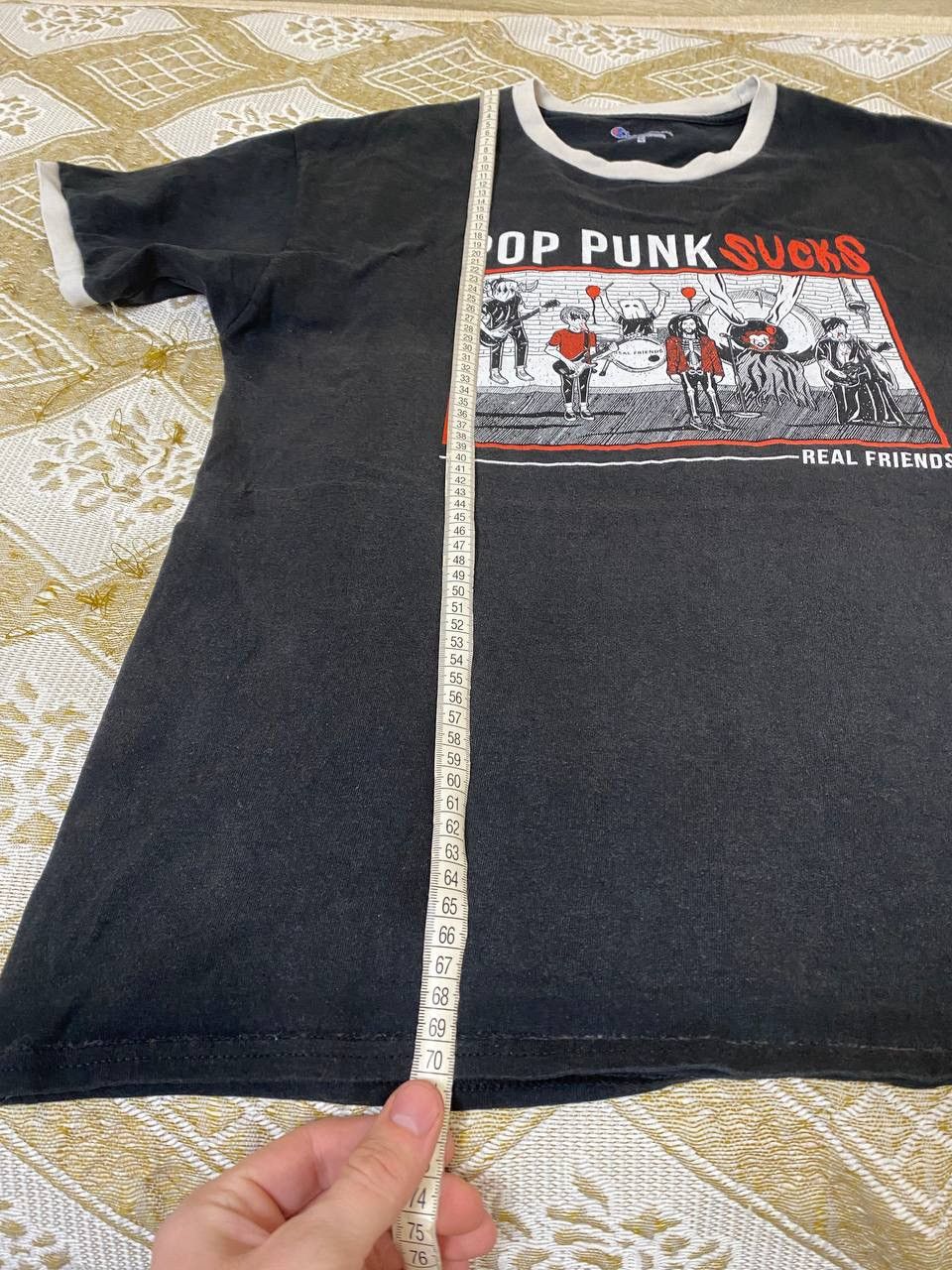 Champion 🔥 Vintage Real Friends Band Rock Champion T Shirt Streetwear Size US L / EU 52-54 / 3 - 7 Thumbnail