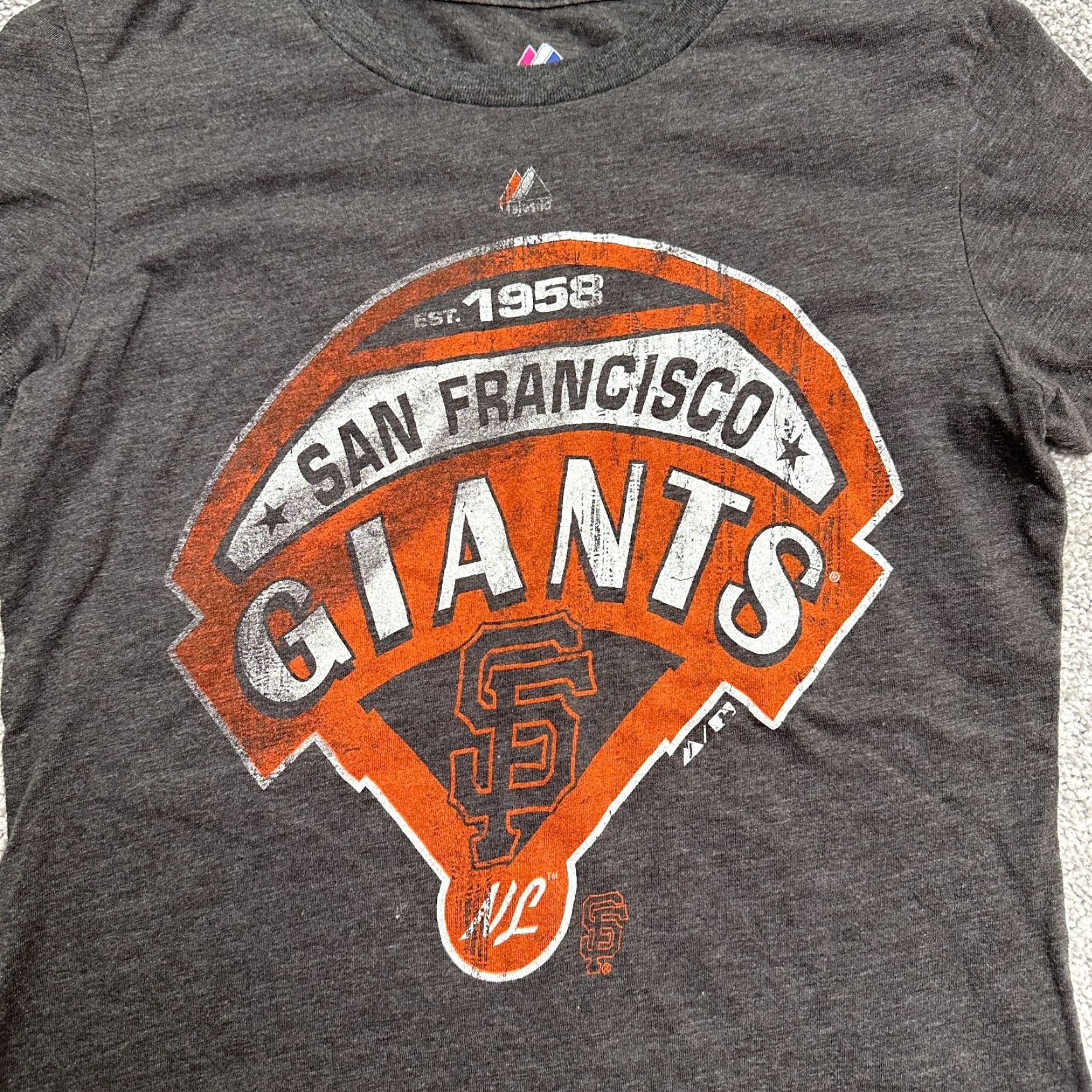Vintage Majestic Graphic T-Shirt Womens Small Gray San Francisco Giants Baseball Tee Size S / US 4 / IT 40 - 3 Thumbnail