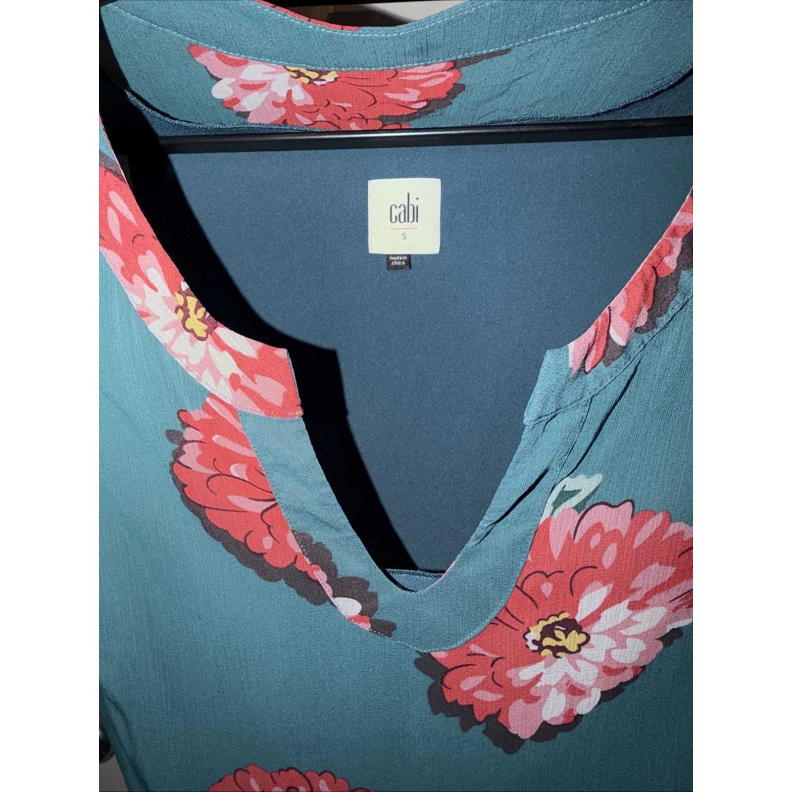 Canali CAbi #3445 Blushing Blouse Chiffon Sleeveless V-Neck Teal Size S / US 4 / IT 40 - 12 Thumbnail