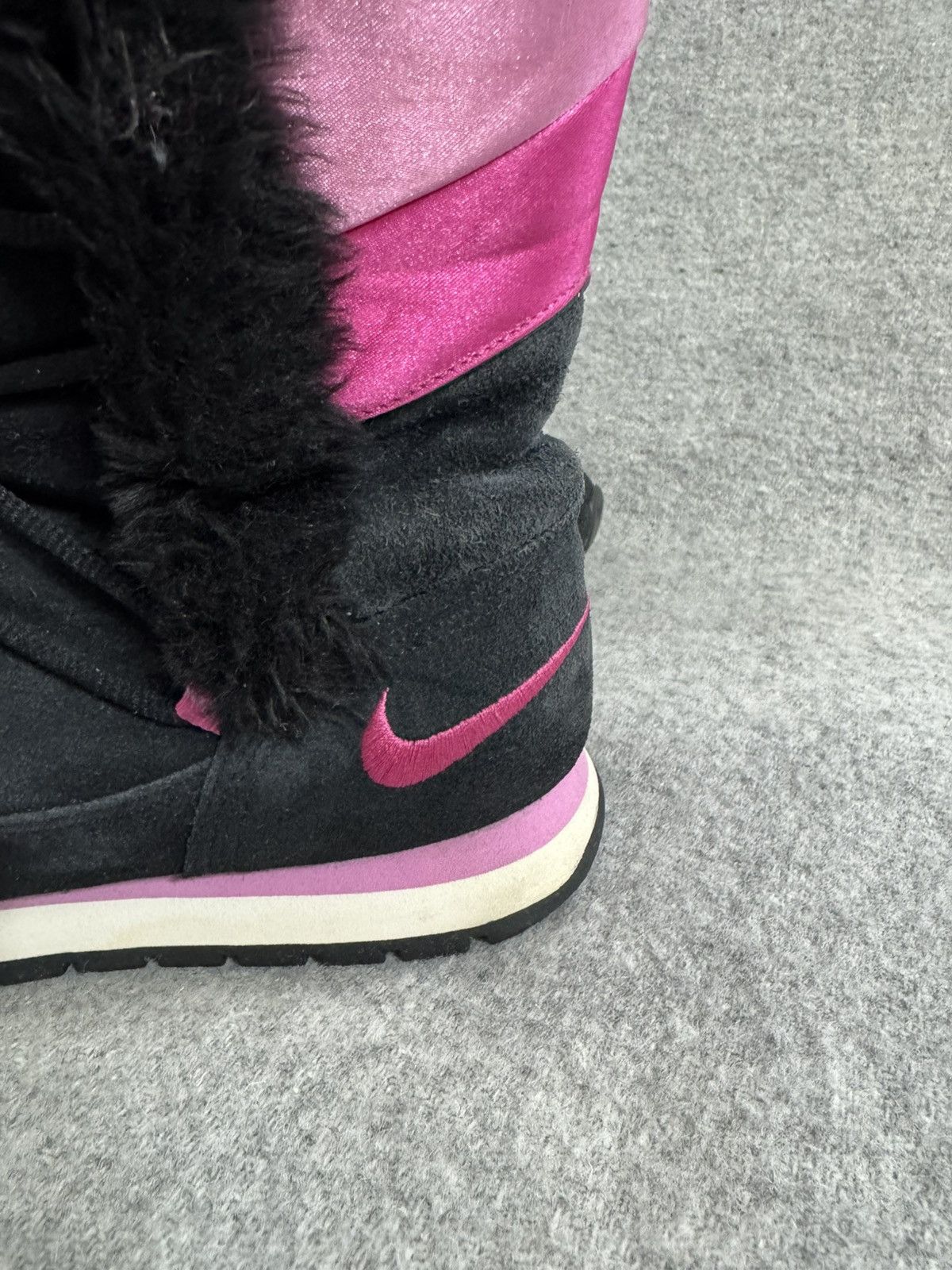 Nike Nike Winter Suede Faux Fur Boots Japan Y2K Trim 40,5 Size US 9 / IT 39 - 9 Thumbnail
