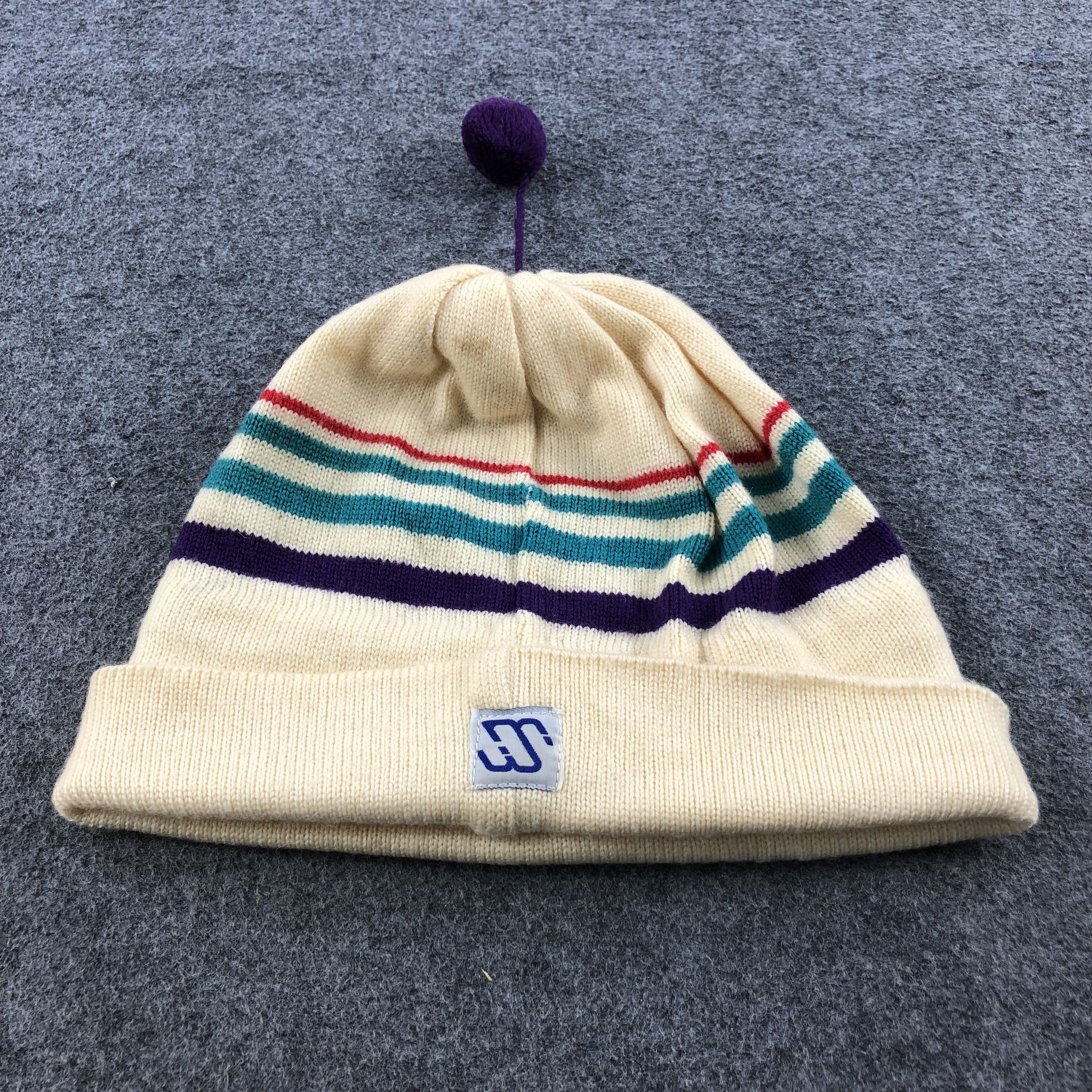 Vintage Unknown Dangling Ball Beanie Snowcap Snow Hat B153 Size ONE SIZE - 1 Thumbnail