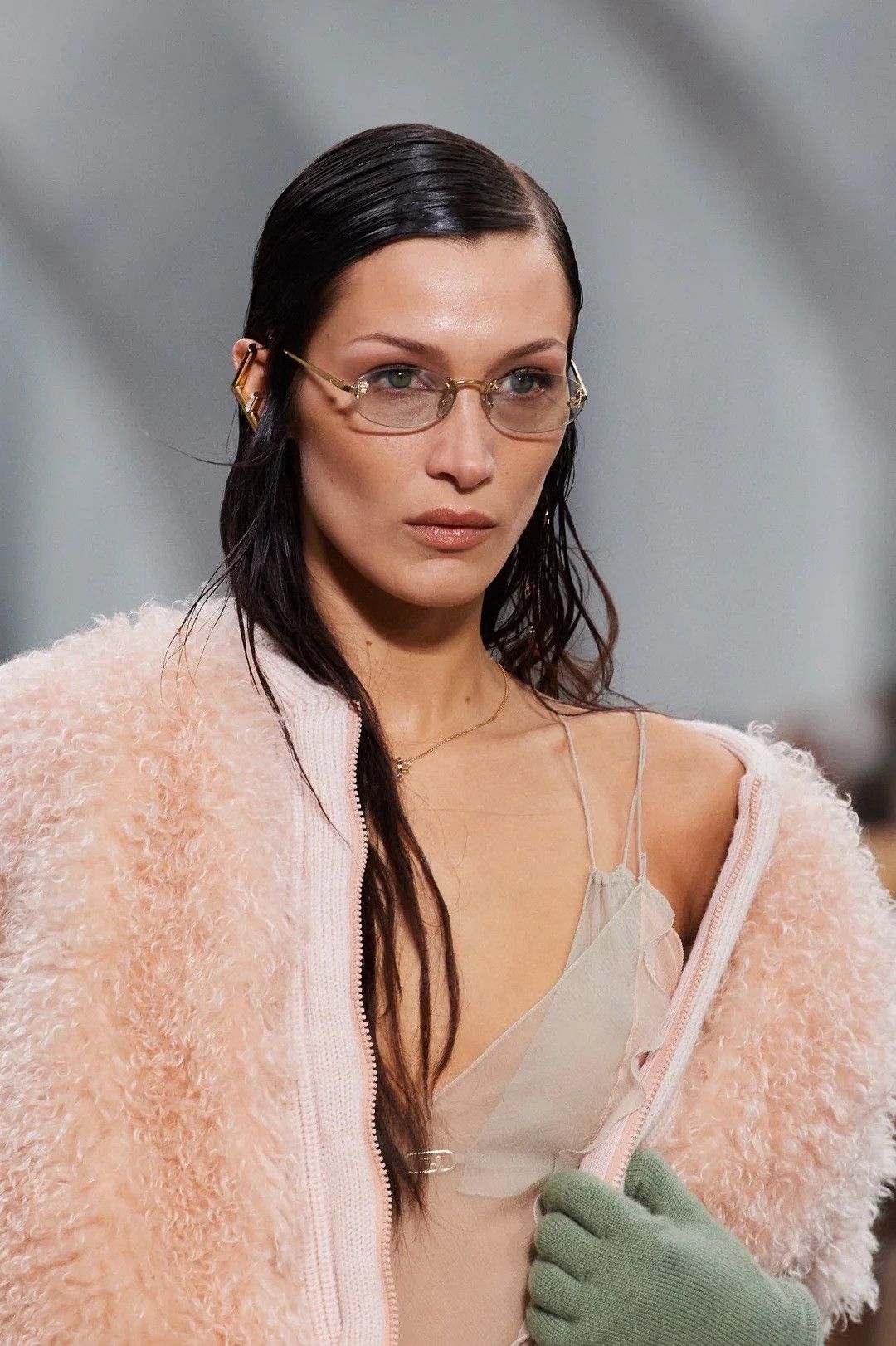 Fendi Fendi FIRST CRYSTAL Sunglasses FE4075US 28Y NEW AUTHENTIC Size ONE SIZE - 13 Thumbnail