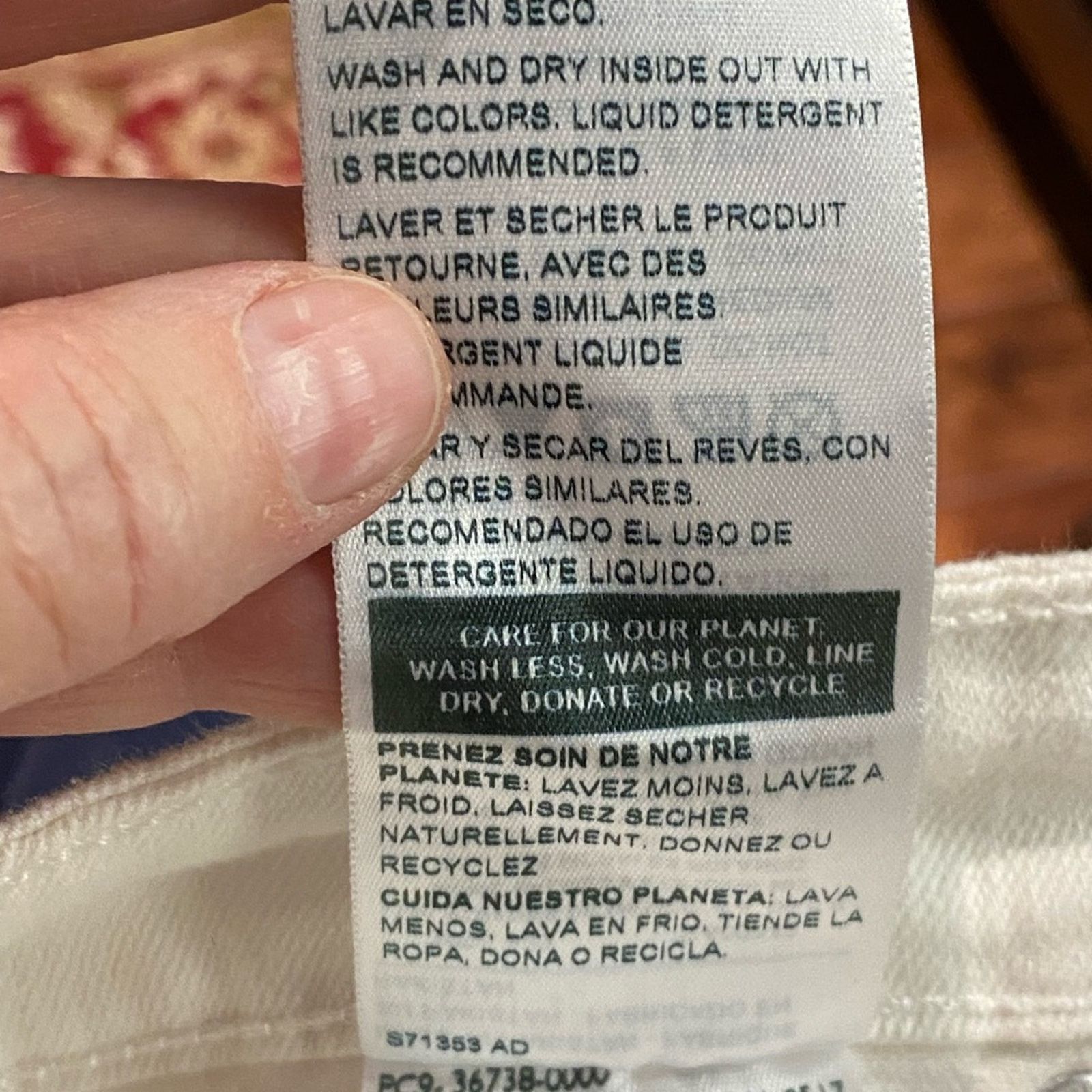 Levi's Levi’s Mid Rise Slim Cuffed White Denim Jeans Ladies 12/31 Size 31" - 4 Thumbnail