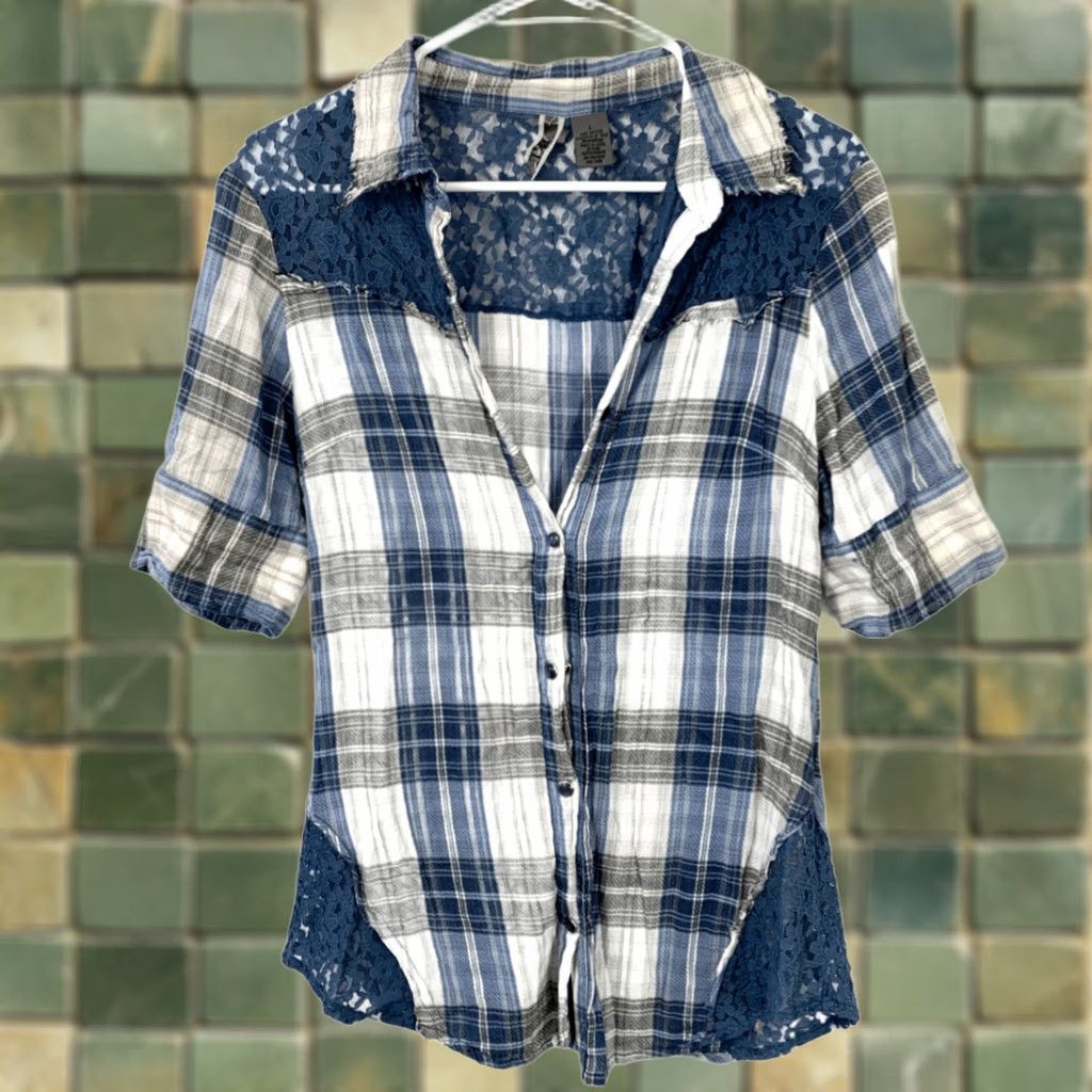 BKE VINTAGE BKE Shirt Boho Lace Cotton Plaid Button-Front Women's L Blue White Gray Size L / US 10 / IT 46 - 1 Thumbnail