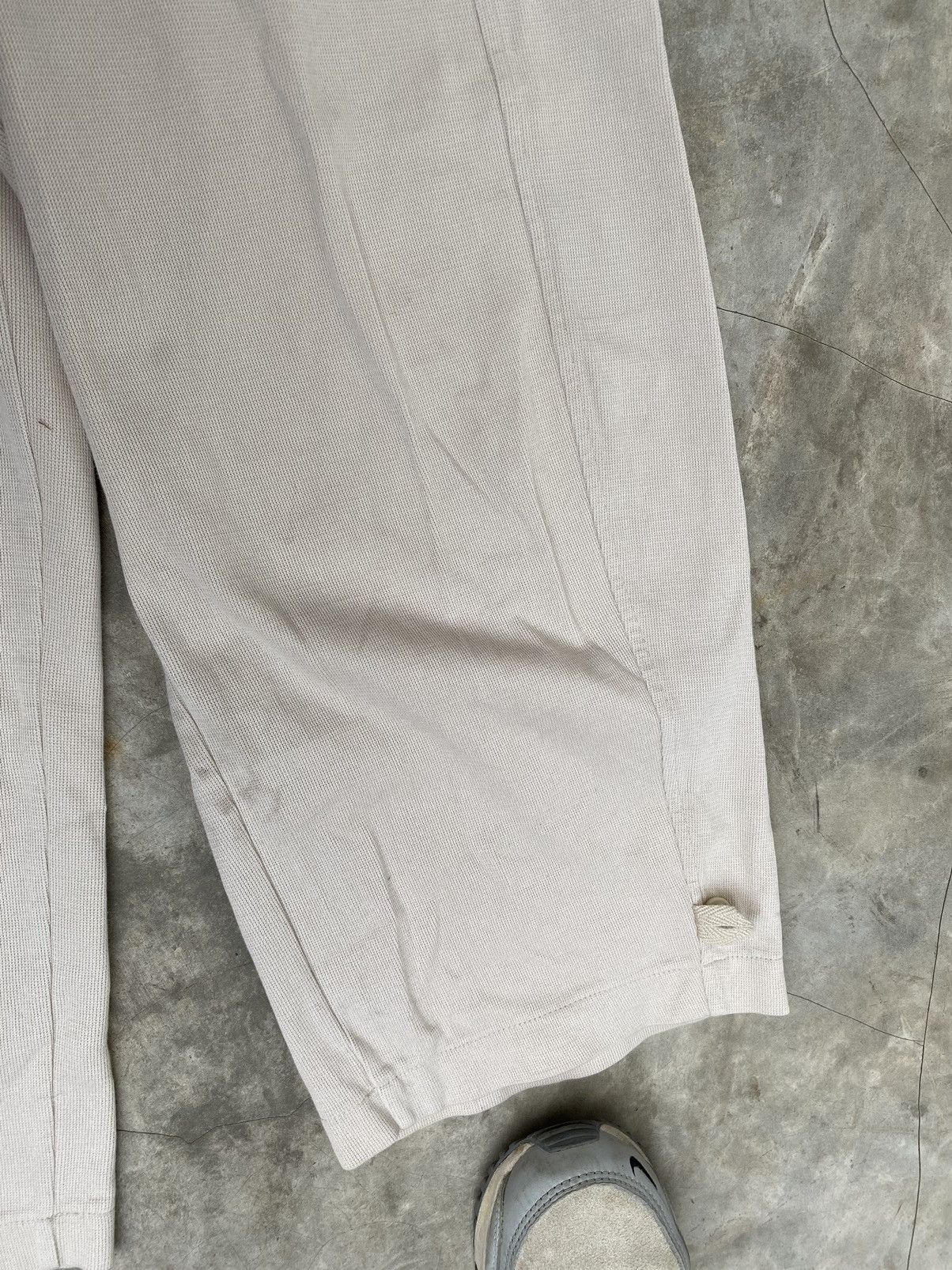 Uniqlo uniqlo U Jogger pants x japanesebrand Size US 28 / EU 44 - 7 Thumbnail