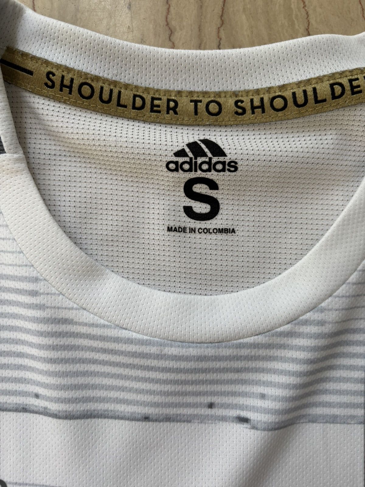 Adidas LOS ANGELES FC 2019 AUTHENTIC AWAY KIT Size US S / EU 44-46 / 1 - 2 Thumbnail