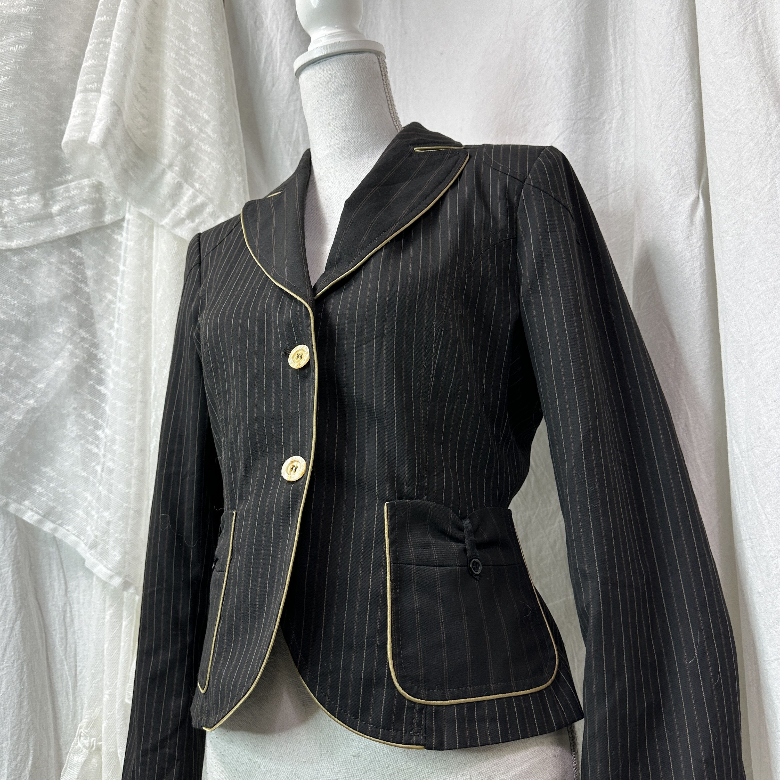 Vintage Vintage Pinstripe Fitted Classy Minimalist Blazer 00s Size S / US 4 / IT 40 - 2 Thumbnail