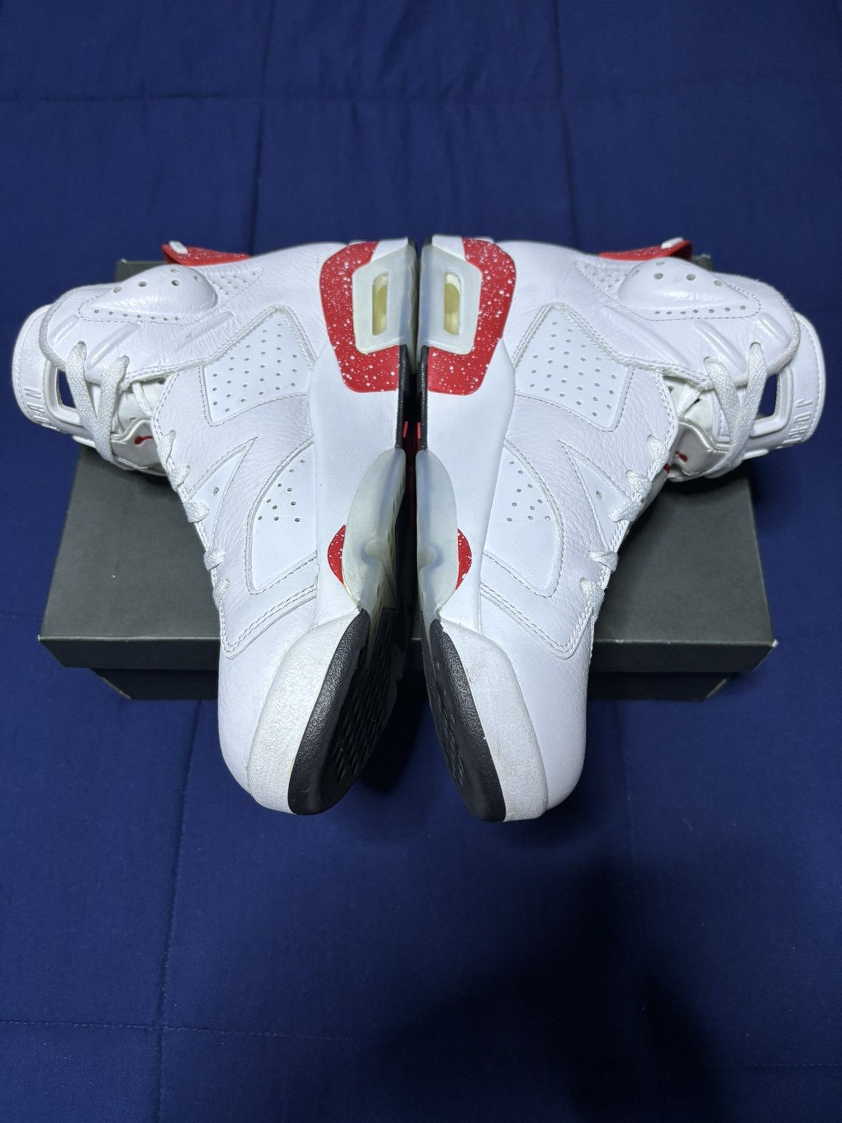 Jordan Brand Jordan 6 Retro Red Oreo 2022 Size 10 Size US 10 / EU 43 - 3 Thumbnail