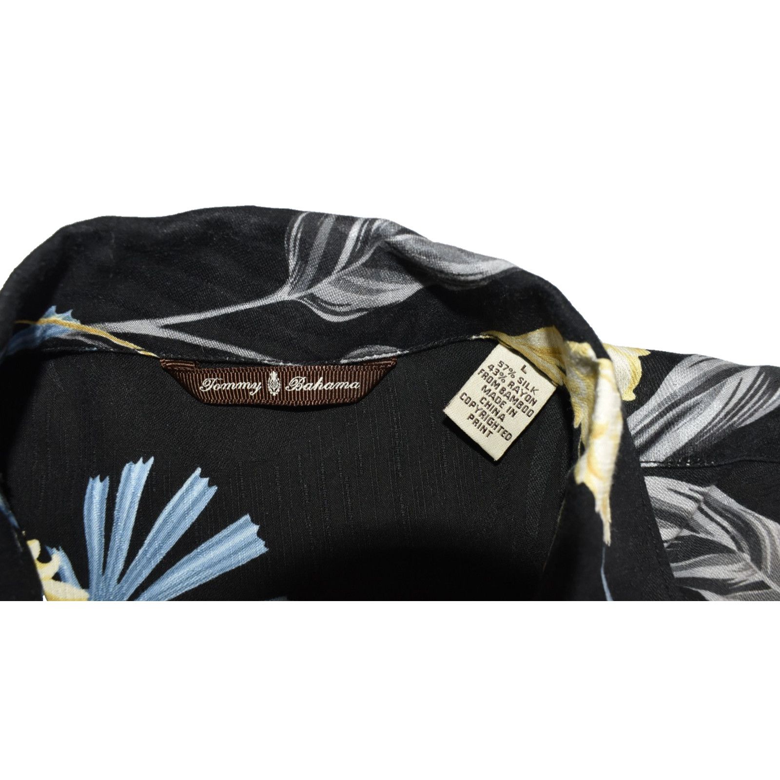 Tommy Bahama NEW TOMMY BAHAMA Hawaiian Aloha Short Sleeve Shirt Size L Size US L / EU 52-54 / 3 - 5 Thumbnail