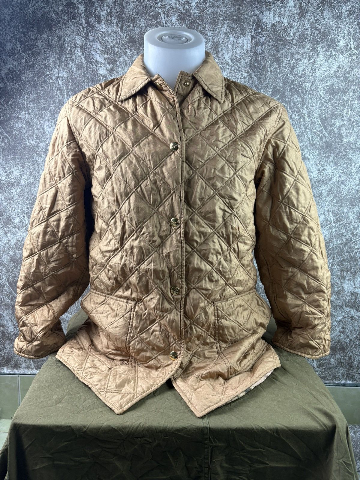 Salvatore Ferragamo × Vintage Vintage Salvatore Ferragamo Size S / US 4 / IT 40 - 2 Thumbnail