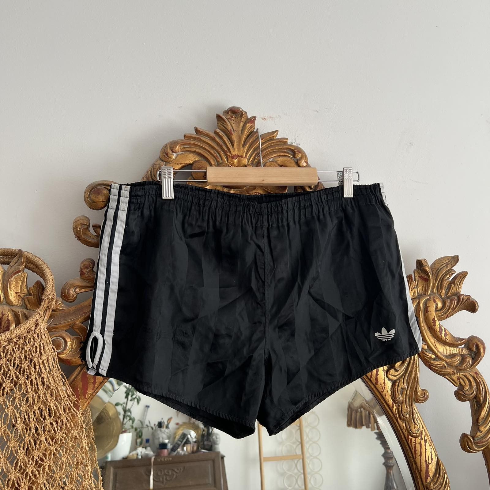 Vintage vintage Adidas Black nylon shorts 90s Size US 34 / EU 50 - 1 Thumbnail