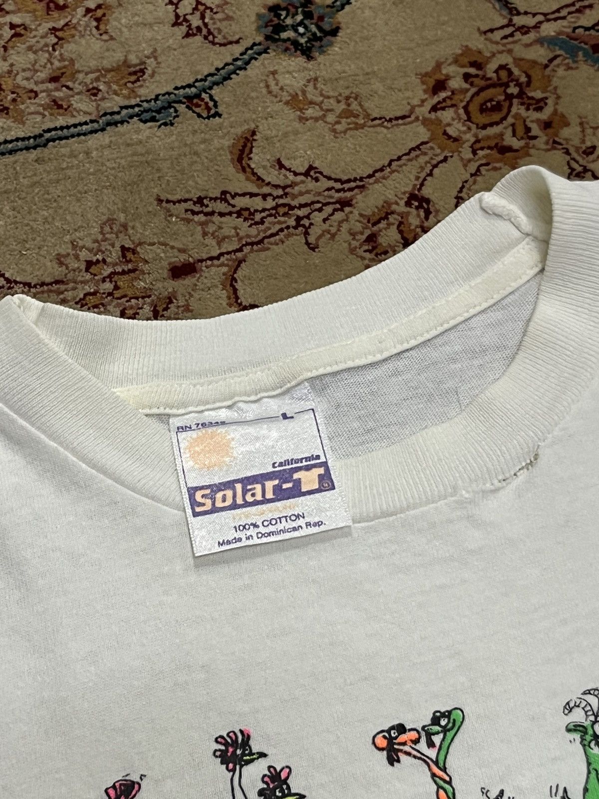 Vintage Vintage 90s Animal Sex Humor Art Distressed T-Shirt Size US L / EU 52-54 / 3 - 4 Thumbnail