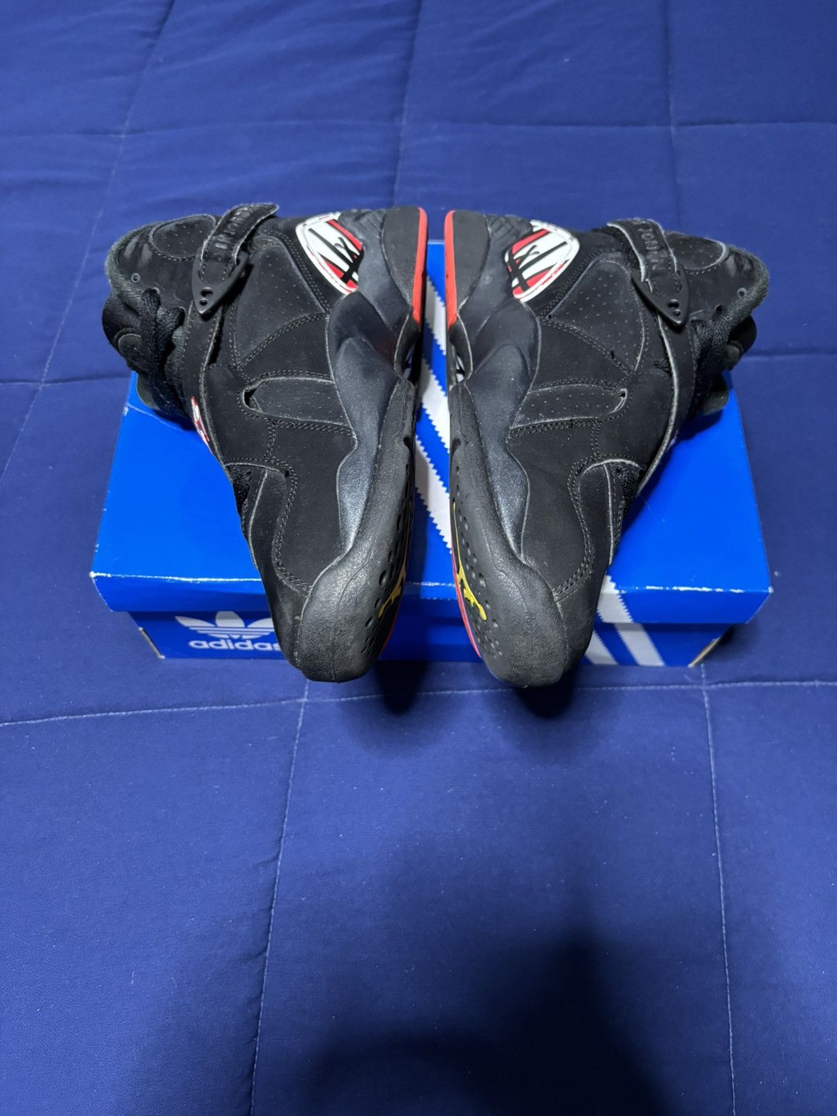 Jordan Brand Jordan 8 Retro GS Playoff 2023 Size 6Y Size US 6 / EU 39 - 4 Thumbnail