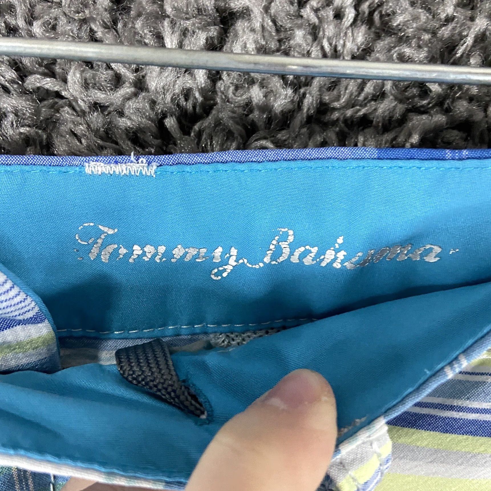 Tommy Bahama Tommy Bahama Shorts Chino Men 40 Blue Plaid Vintage? (if not vintage) Use: Tommy Bahama Blue Green Plaid Shorts Men 40 Blue Plaid Chino for Men Size US 40 / EU 56 - 5 Thumbnail