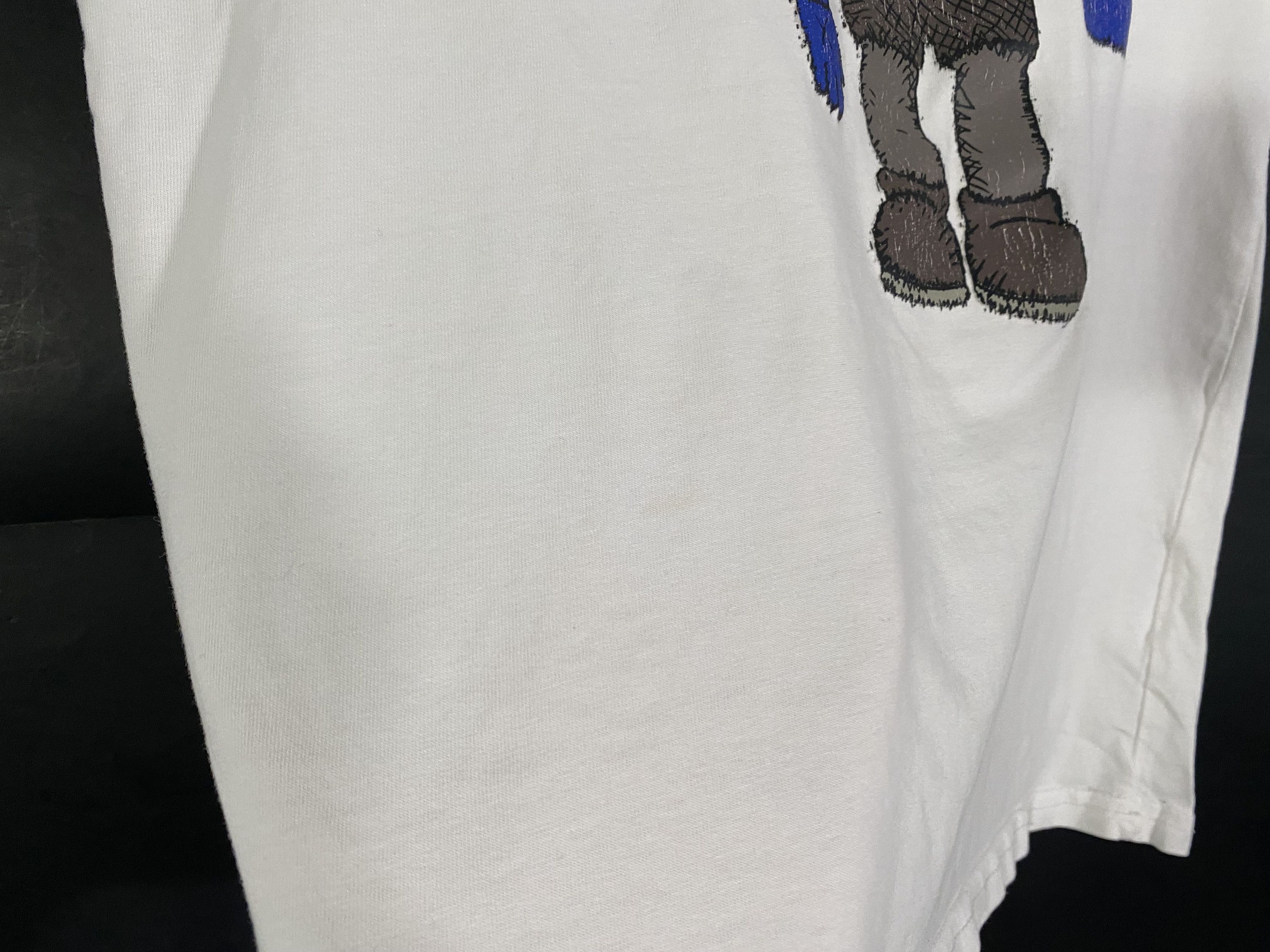 Kaws × Uniqlo KAWS x Uniqlo "Gone" BFF companion tee white Size US S / EU 44-46 / 1 - 3 Thumbnail
