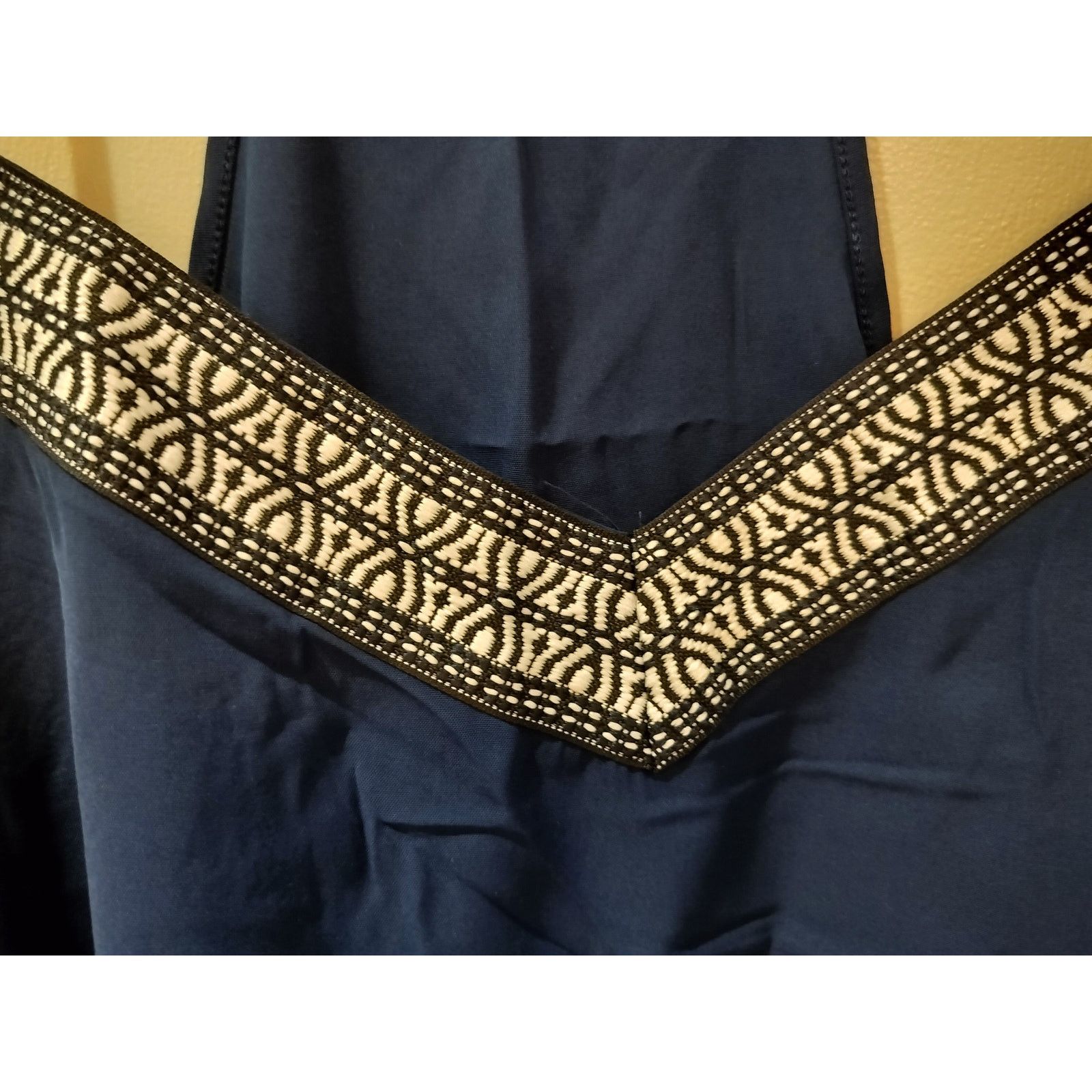 Other Dreamkue Plus 4X Navy Blue Cami Tank Embroidered Trim Size 4XL / US 24-26 - 2 Thumbnail