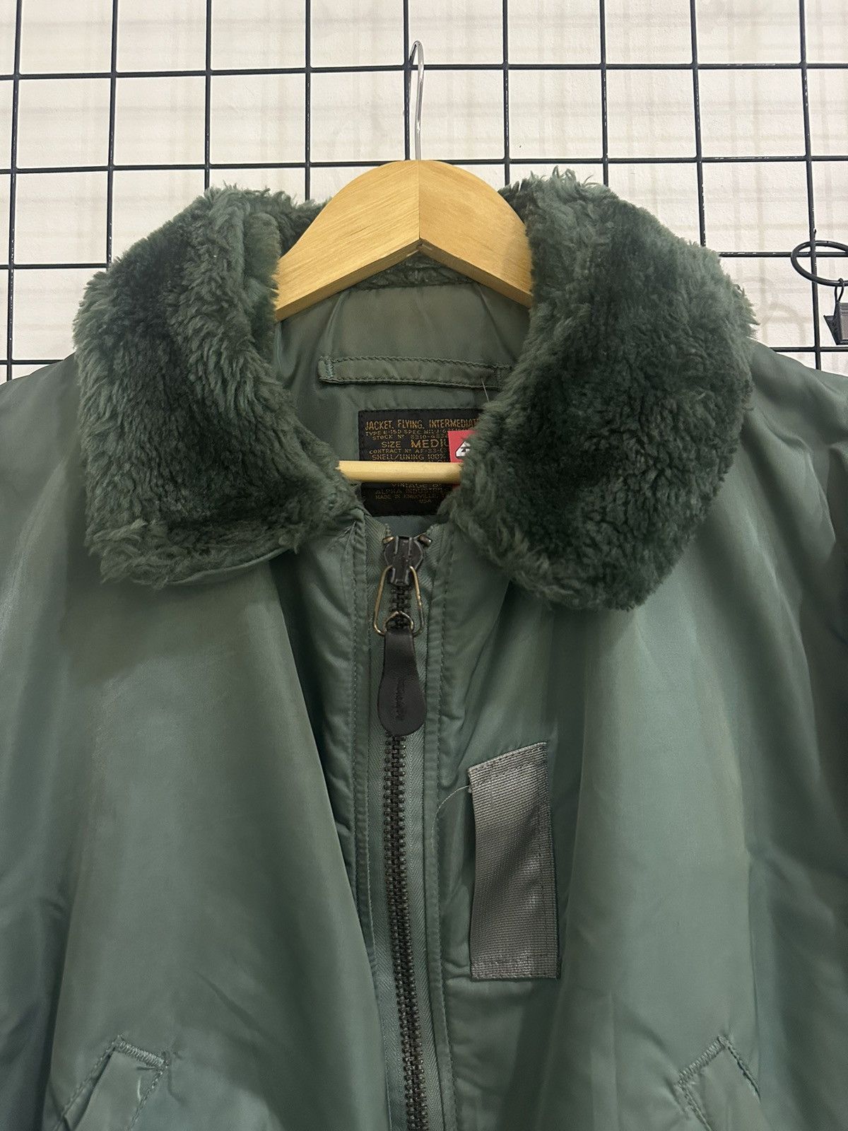 Alpha Industries × Vintage Vintage MA-1 Alpha Industries Bomber Jacket Size US M / EU 48-50 / 2 - 3 Thumbnail