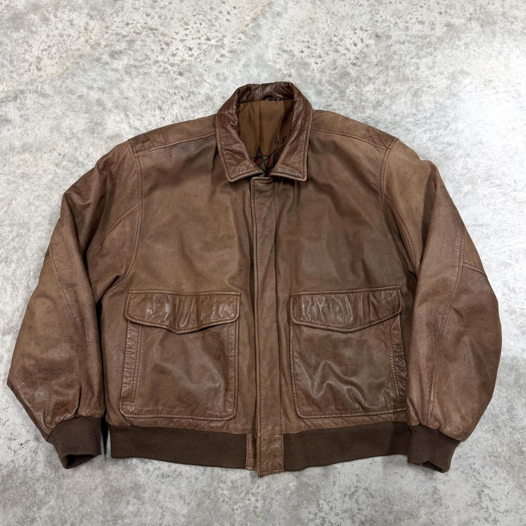 Vintage U2 Wear Me Out Jacket Mens Big 1X Brown Leather Bomber Flight Lined Air Force Military Style Zip Pockets Size US XL / EU 56 / 4 - 2 Thumbnail