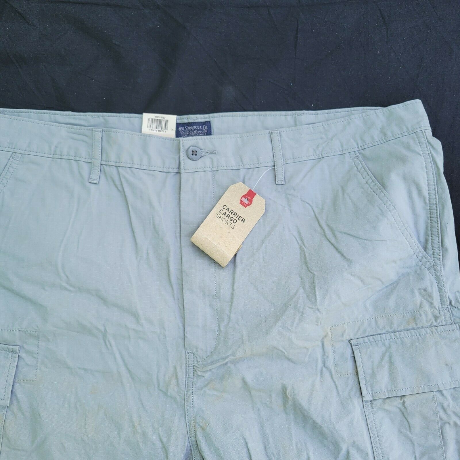Levi's Men's Levi's Carrier Cargo Shorts. Size 42. Gray. Size US 42 / EU 58 - 2 Thumbnail