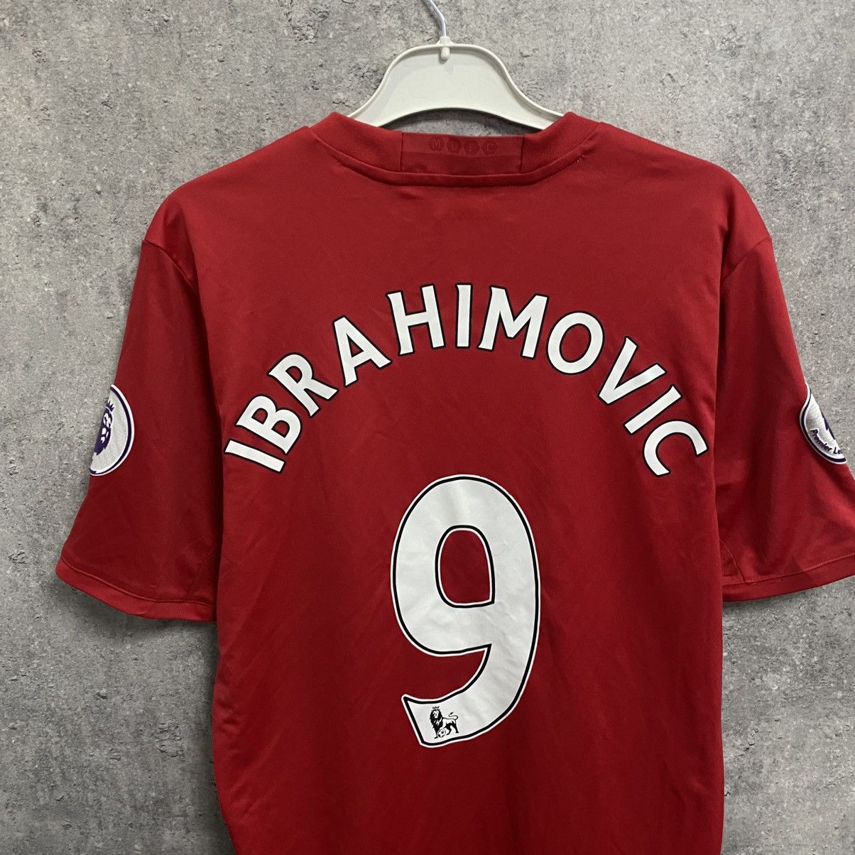 Adidas Adidas Manchester United Ibrahimovic Soccer Jersey 2016 Size US M / EU 48-50 / 2 - 12 Thumbnail