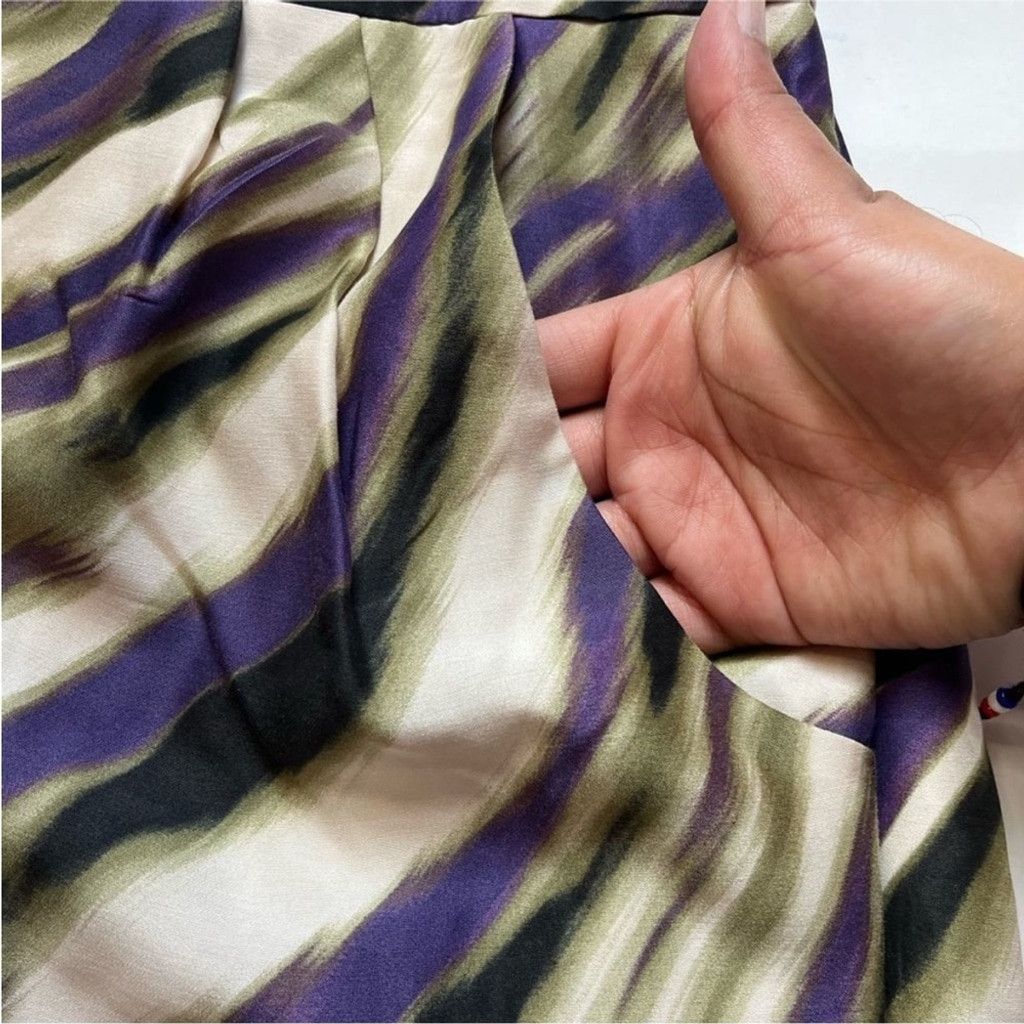 Ann Taylor Ann Taylor silk blend skirt with pockets Size 28" / US 6 / IT 42 - 3 Thumbnail
