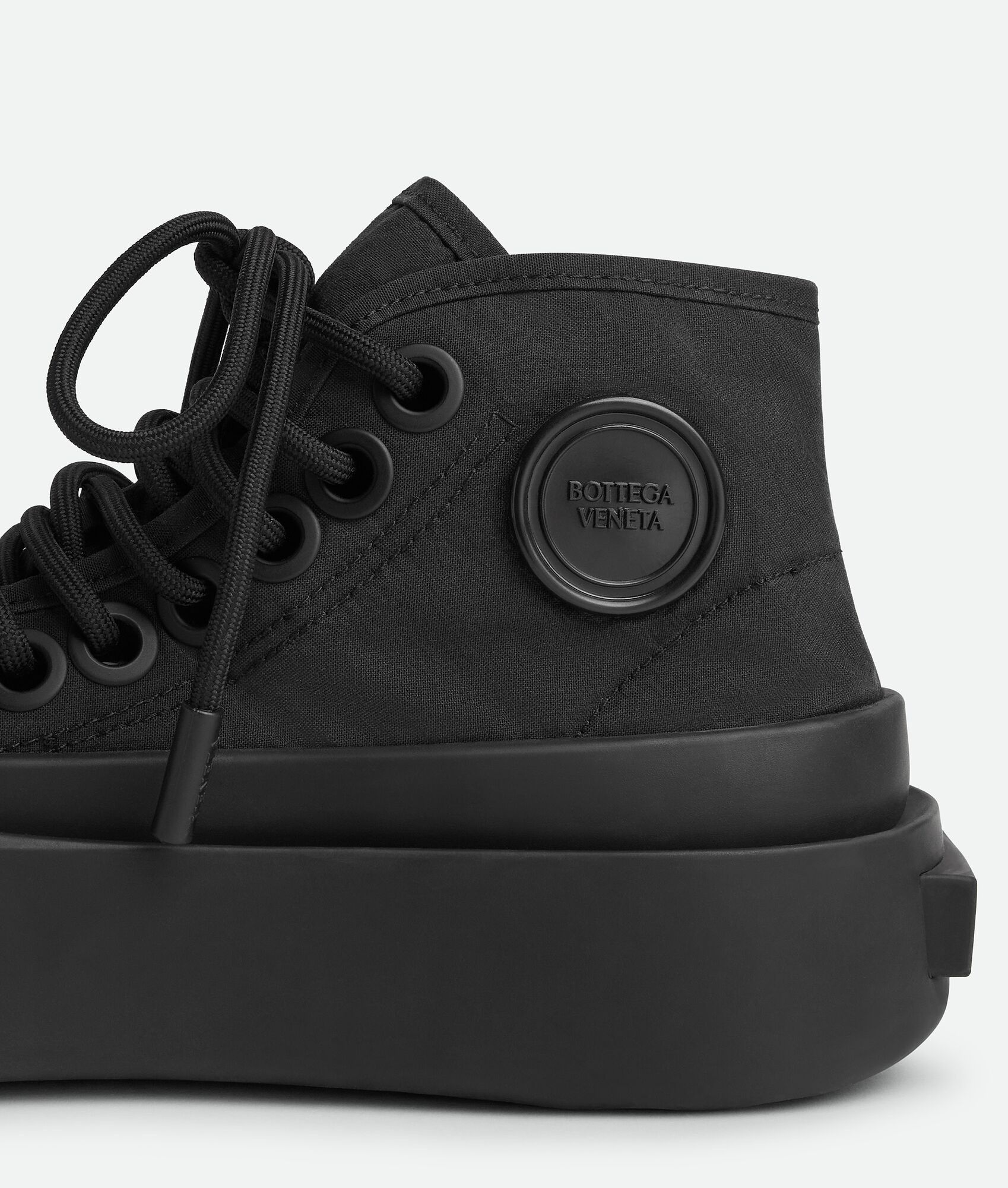 Bottega Veneta o1bcso1str0425 Jumbo Sneakers in Black Size US 8 / IT 38 - 6 Thumbnail