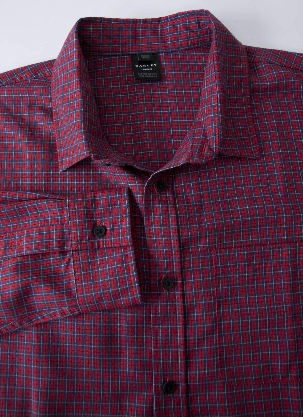 Oakley Oakley Shirt Flannel Custom Fit Size L or XL Red Plaid Size US L / EU 52-54 / 3 - 2 Thumbnail