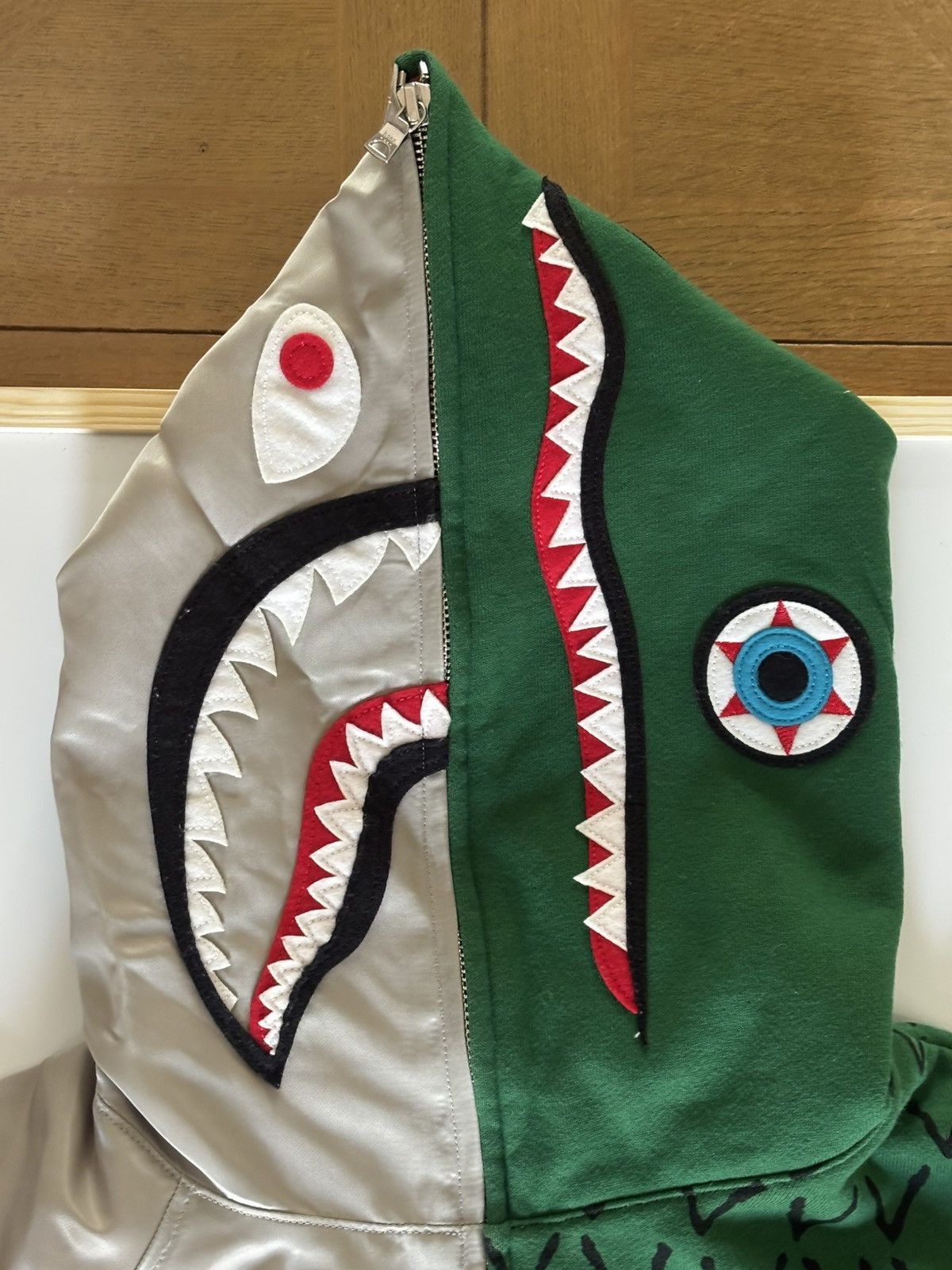 Bape Auth ape bape ambush alligator shark full zip hoodie M used Size US M / EU 48-50 / 2 - 2 Thumbnail