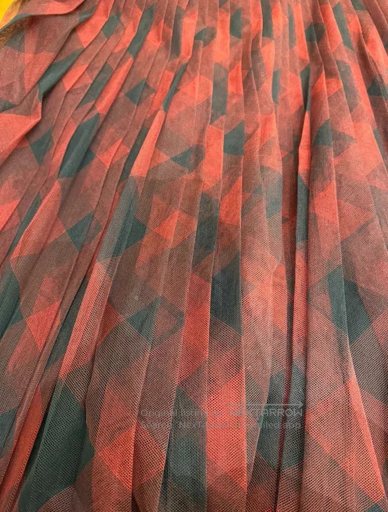 Dior Dior Red and black plaid gauze skirt Size 42" / US 20 - 3 Thumbnail