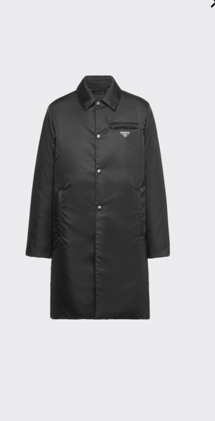 Prada Prada Re-Nylon Logo Plaque raincoat jacket Size US S / EU 44-46 / 1 - 6 Thumbnail