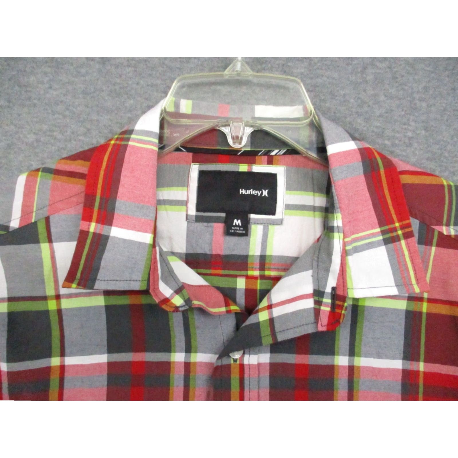 Hurley VINTAGE Hurley Button-Up Shirt Mens Medium Short Sleeve Red Plaid Southwestern Size US M / EU 48-50 / 2 - 3 Thumbnail