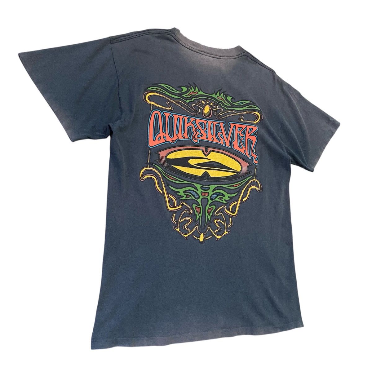 Quiksilver RARE Vintage Quiksilver Psychedelic Tribal Graphic Tee Size US M / EU 48-50 / 2 - 4 Thumbnail