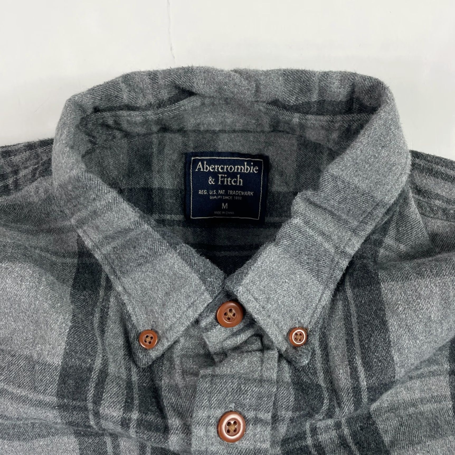 Abercrombie & Fitch VINTAGE Abercrombie & Fitch Shirt Mens Medium Gray Flannel Long Sleeve Button Down Hiking Size US M / EU 48-50 / 2 - 7 Thumbnail
