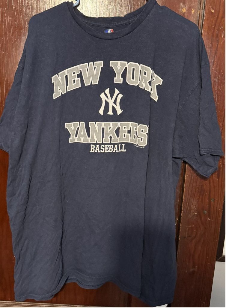 The Unbranded Brand New York Yankees Short Sleeve Tee Mens XXL Blue Size US XXL / EU 58 / 5 - 1 Thumbnail