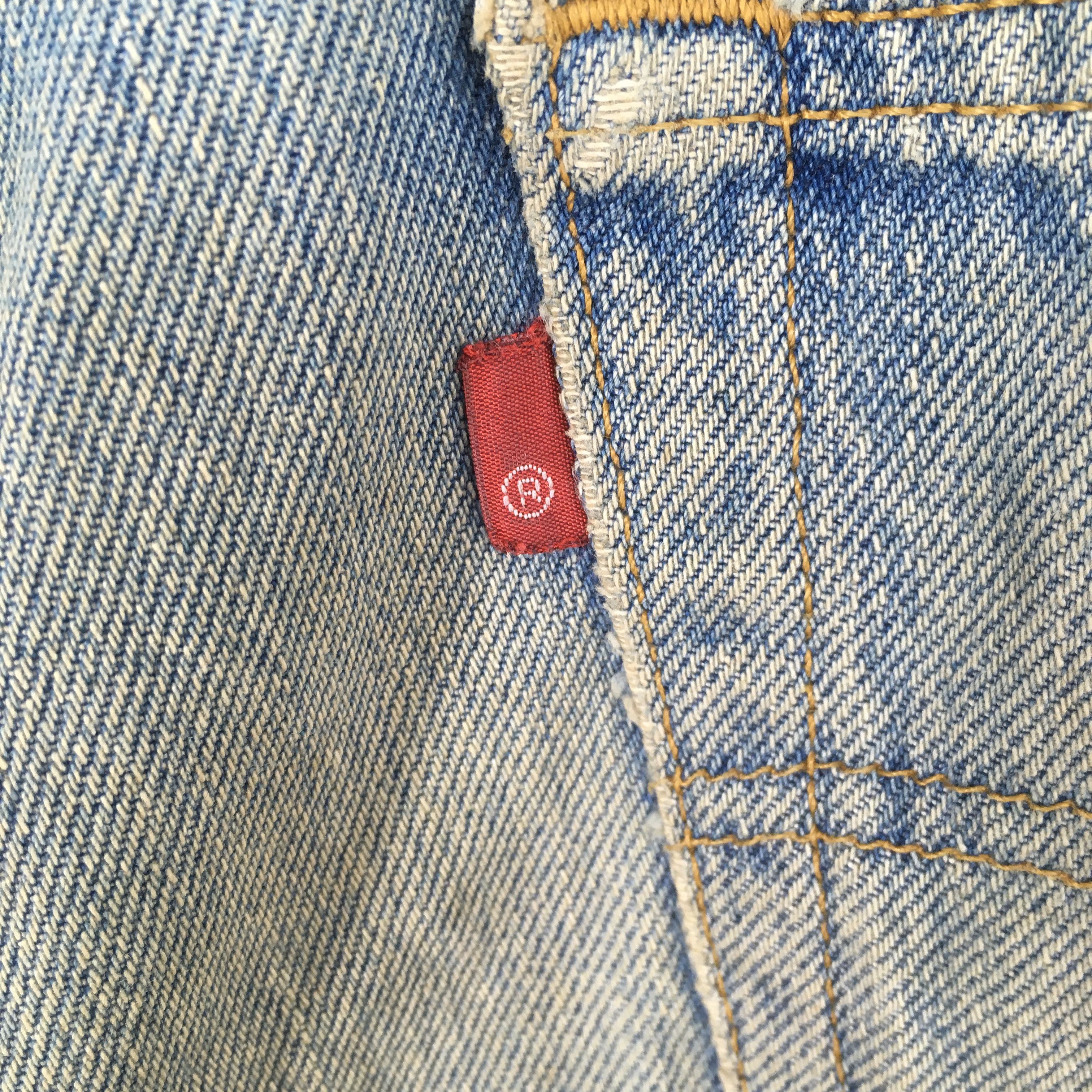 Levi's ize 32x30.5 Vintage 90s Levi's 501 Distressed Jeans S2017 Size US 32 / EU 48 - 10 Thumbnail