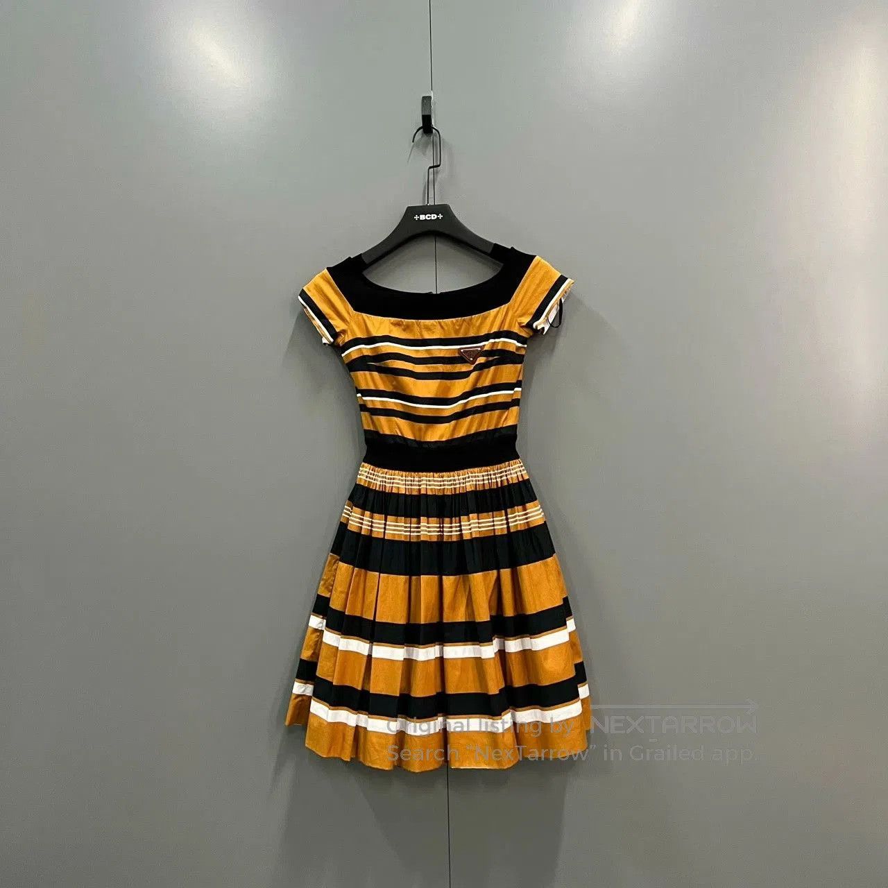 Prada Prada Color-Block Striped Dress. Size S / US 4 / IT 40 - 1 Thumbnail