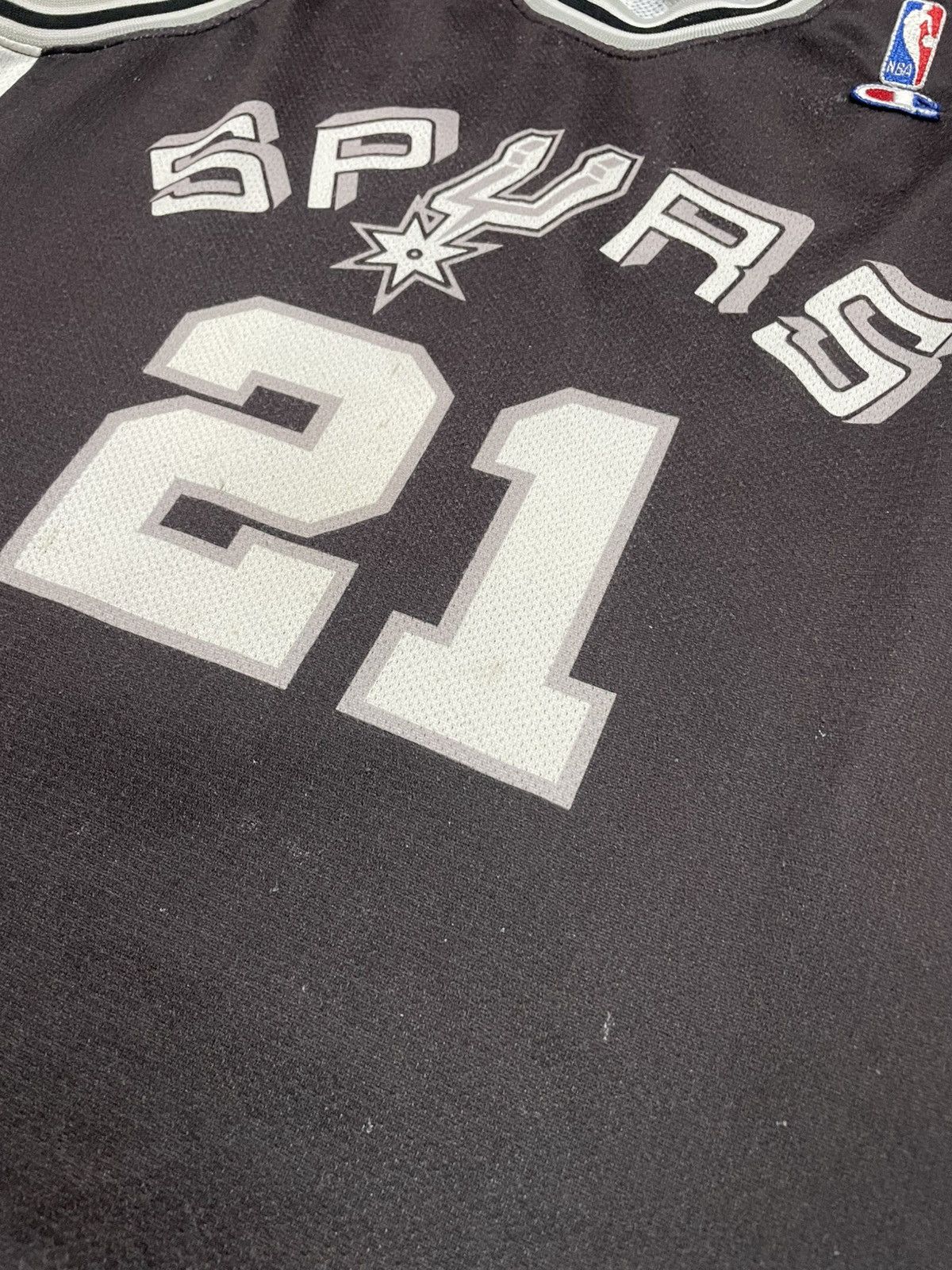 Champion × NBA × Vintage Vintage 1998 San Antonio Spurs Dunkan 21 Champion Jersey Kit Size US XL / EU 56 / 4 - 18 Thumbnail