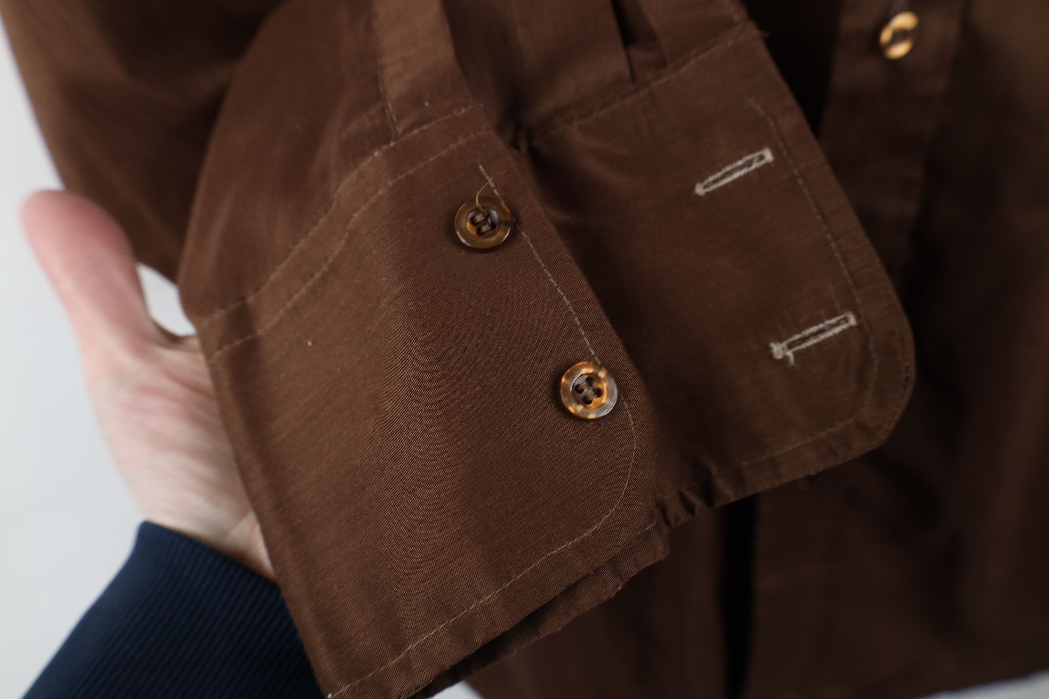 Vintage Vintage 70s Streetwear Thin Dagger Collar Button Shirt Brown Size US L / EU 52-54 / 3 - 7 Thumbnail