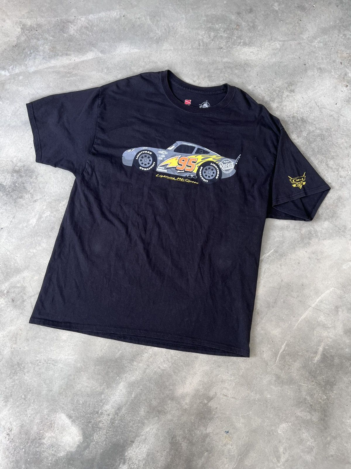 Vintage vintage hanes cars lightning mcqueen Size US XL / EU 56 / 4 - 1 Thumbnail