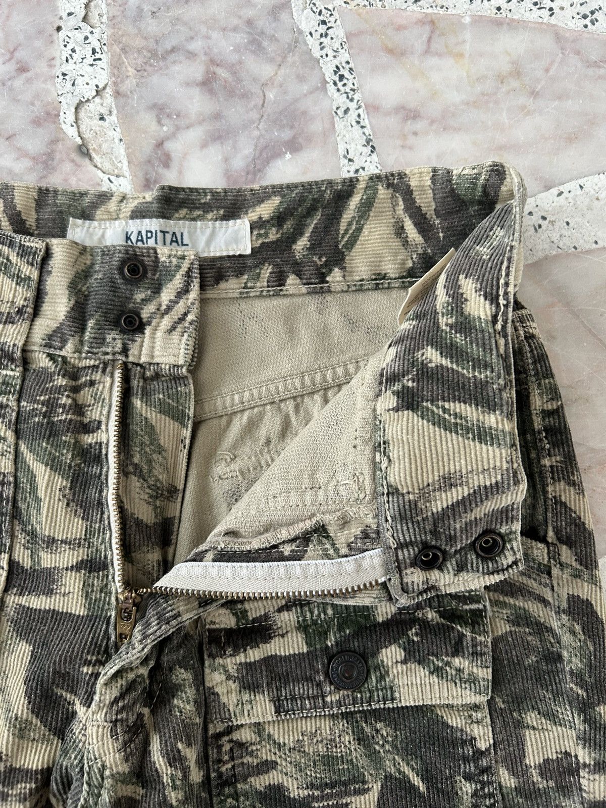 Kapital Kapital Camo Corduroy Japan Vintage Trousers Size US 27 - 9 Thumbnail