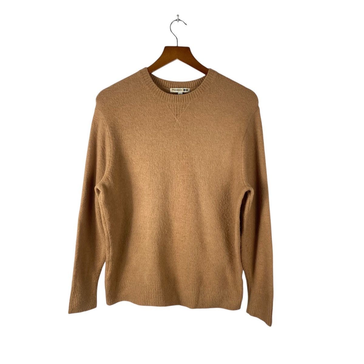 JW Anderson × Uniqlo JW Anderson Uniqlo Soufflé Yarn Camel Wool Crewneck Sweater Size S / US 4 / IT 40 - 1 Thumbnail
