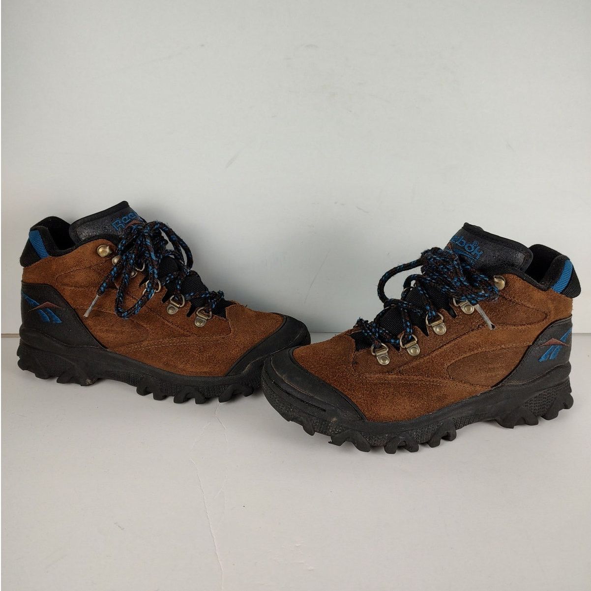 Reebok VTG 90s Reebok brown suede gorpcore street boots womens 6.5 Size US 6.5 / IT 36.5 - 2 Thumbnail
