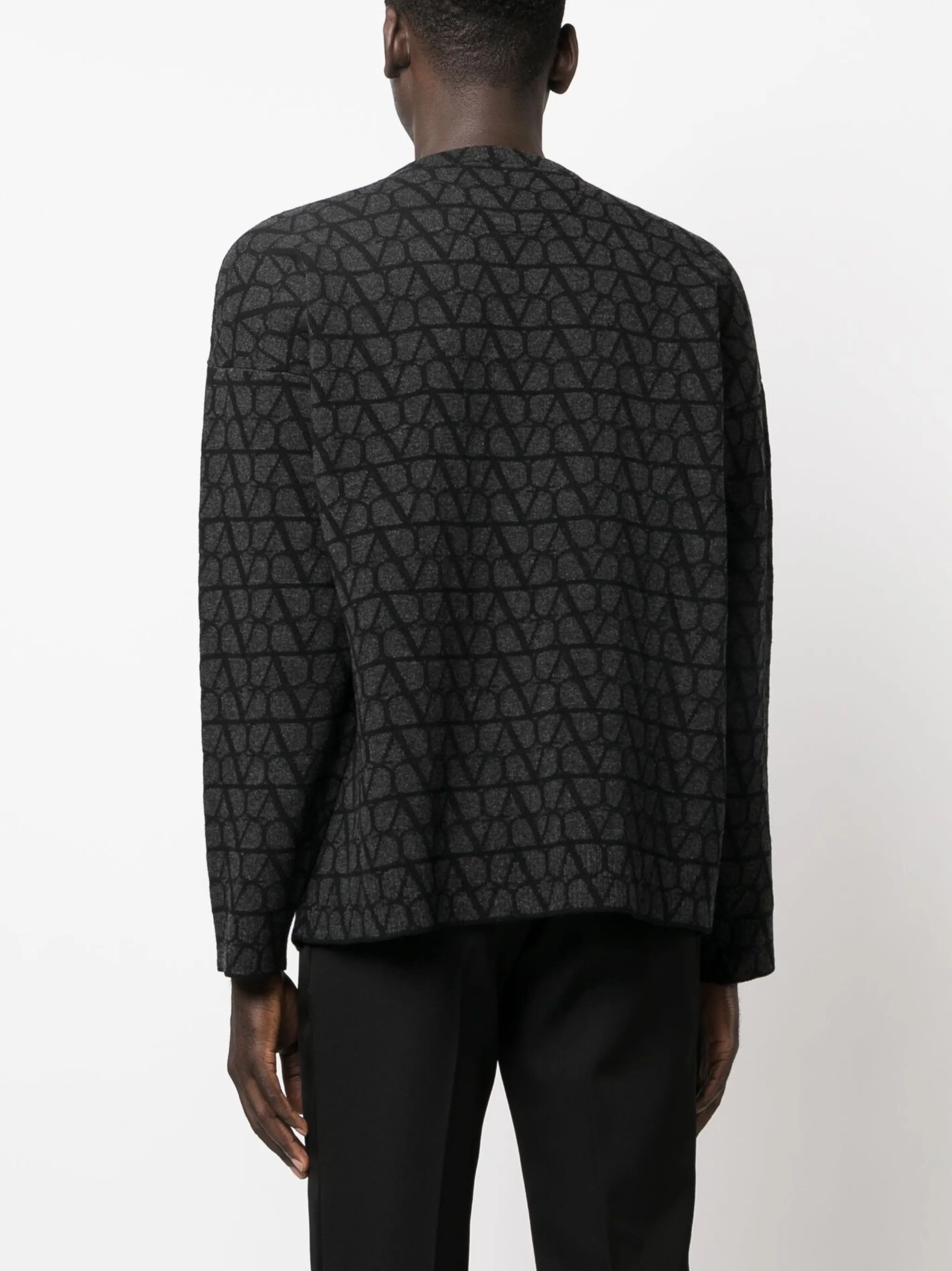 Valentino o1y0525 Crewneck Sweater in Lead Size US M / EU 48-50 / 2 - 4 Thumbnail