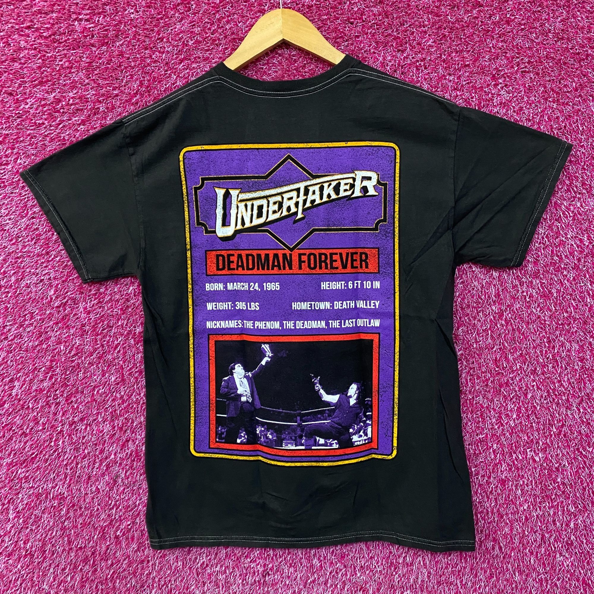 WWE WWE The Undertaker Trading Card T-Shirt Medium Size US M / EU 48-50 / 2 - 4 Thumbnail